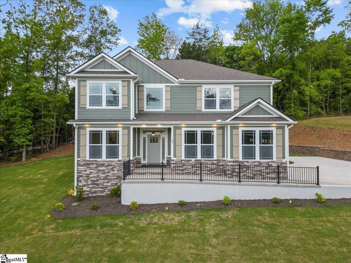 Property image 1 at 107 Eagles Crest Drive, Marietta, SC 29661-0000