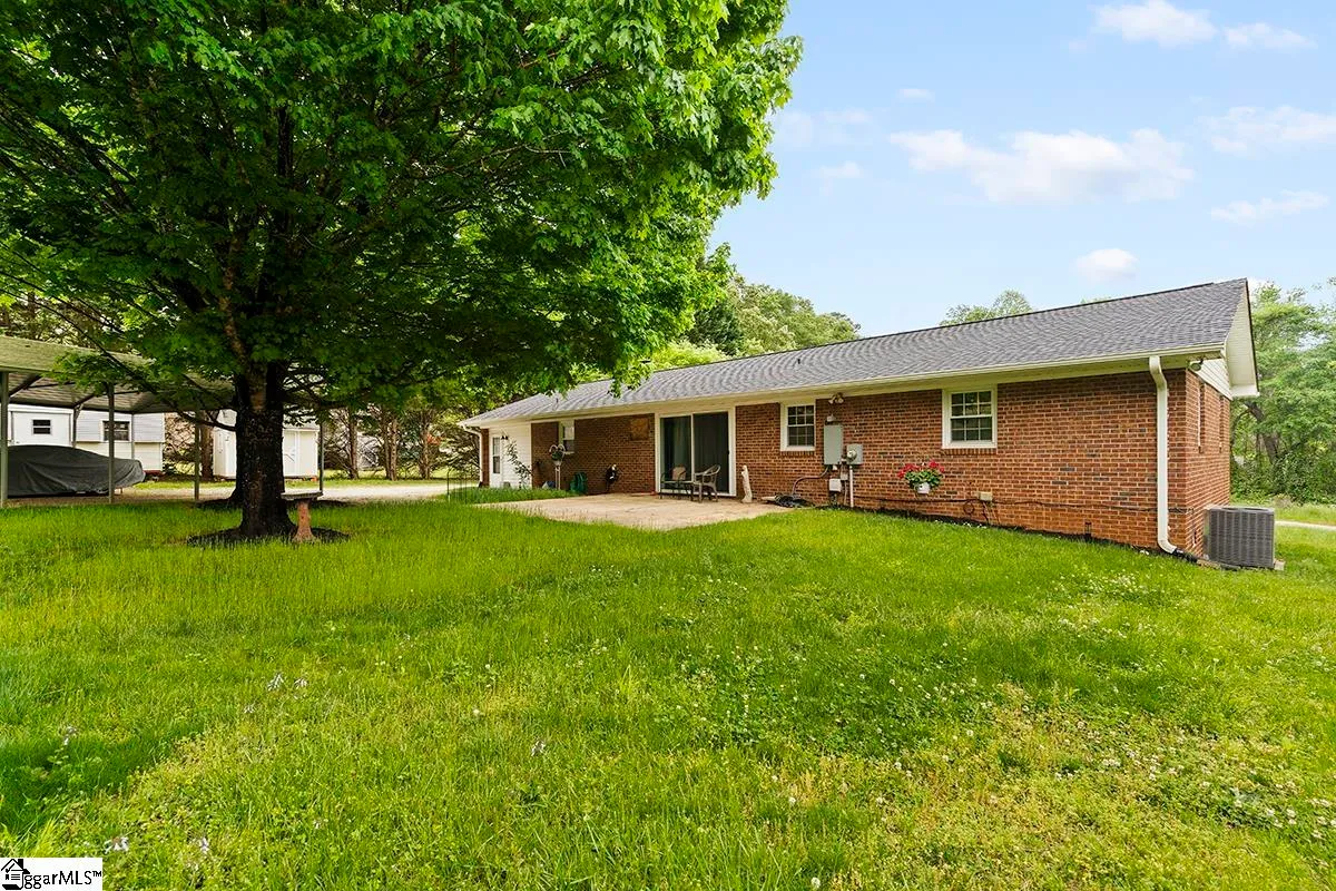 Property image 2 at 2 Shirley Drive, Williamston, SC 29697