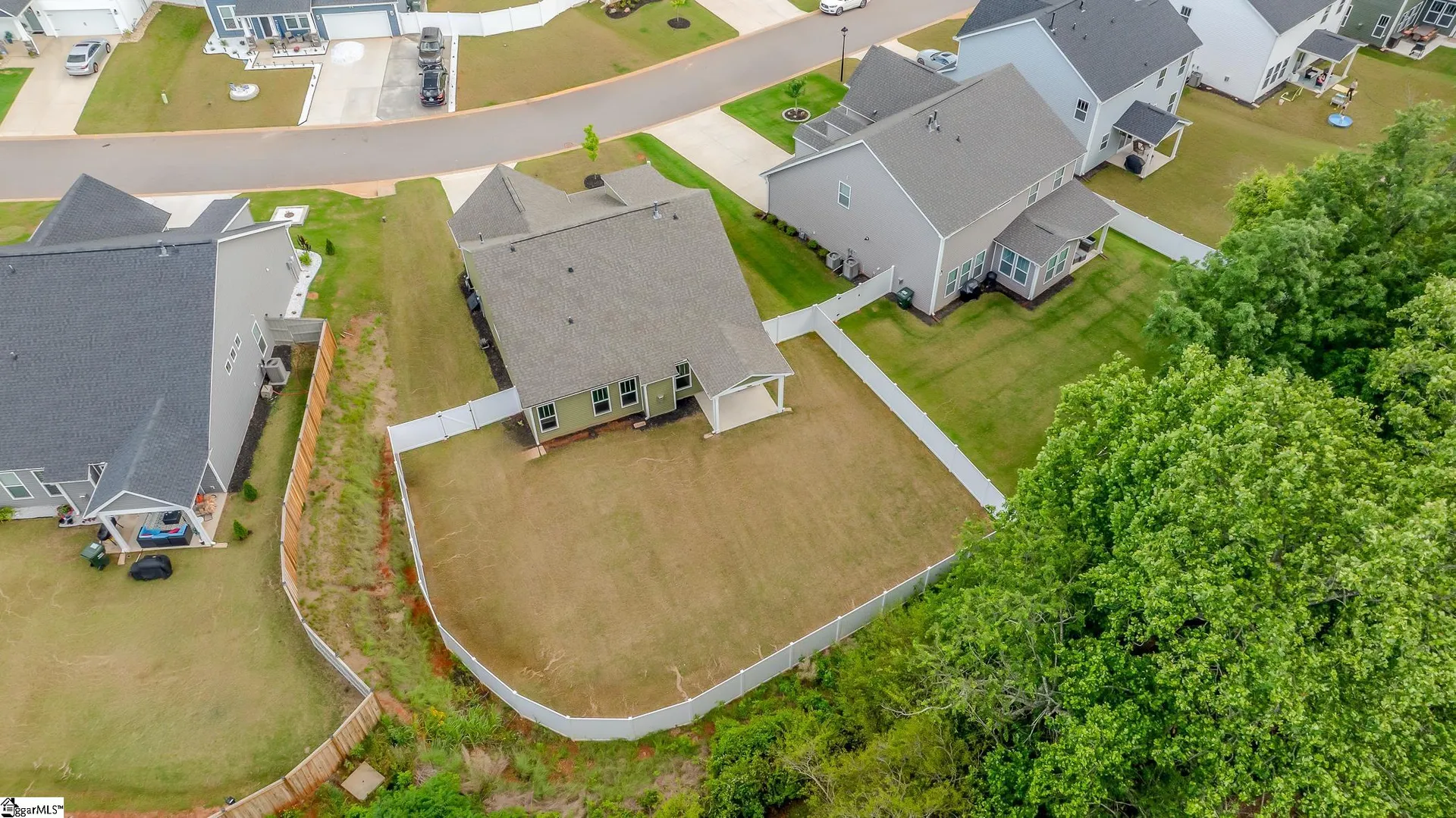 Property image 3 at 701 Sunwater Drive, Duncan, SC 29334