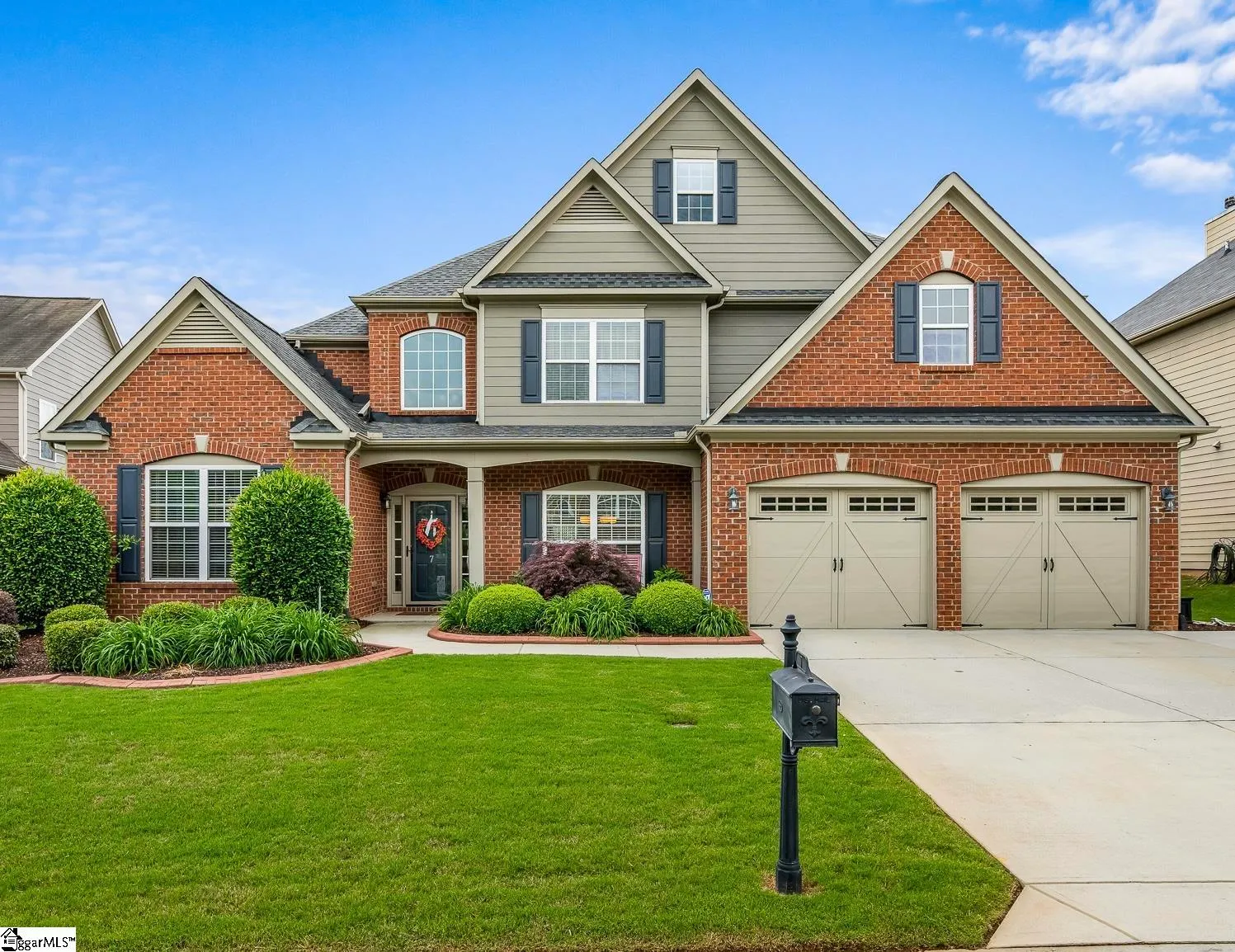 7 Roanoke Hills Court