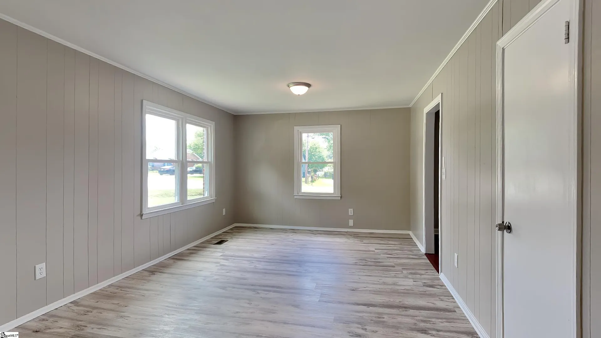 Property image 4 at 407 Avon Drive, Taylors, SC 29687-3947