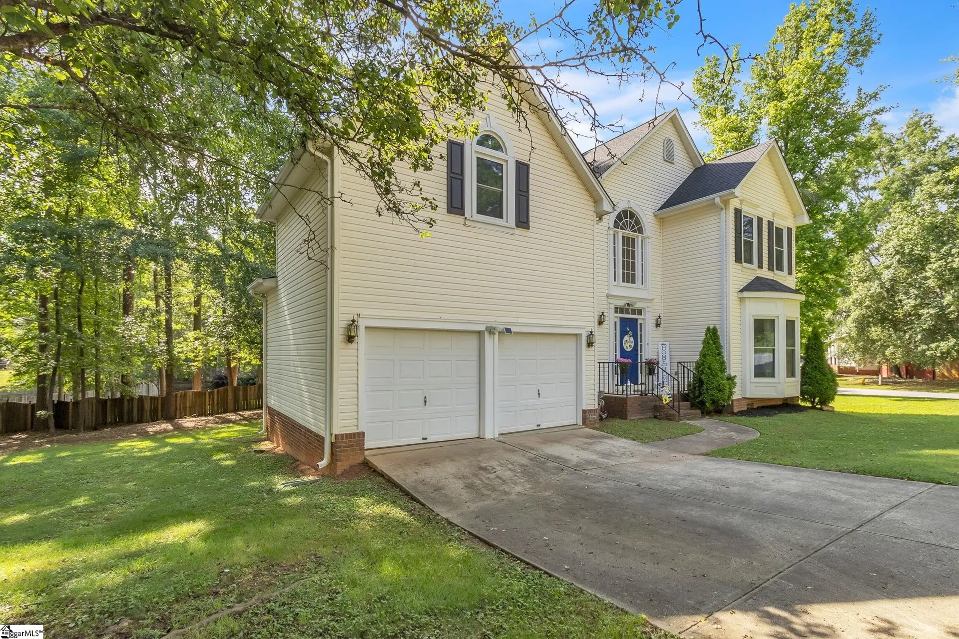 Property image 2 at 2 Leslie Court, Mauldin, SC 29662