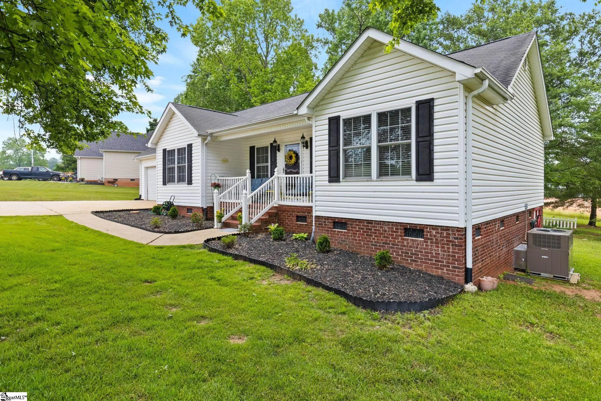 Property image 4 at 415 Alethia Street, Easley, SC 29642