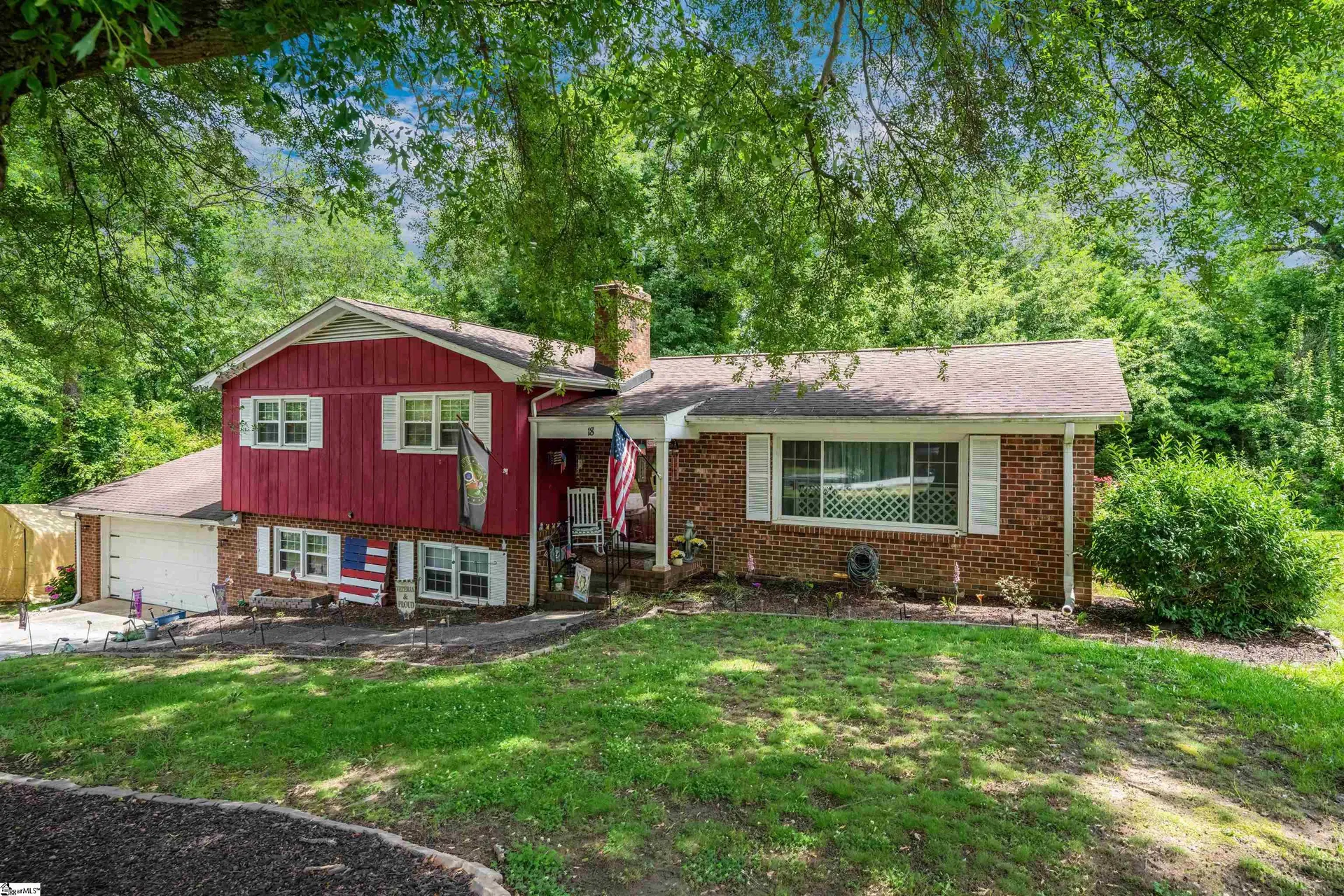 18 Vaille Drive