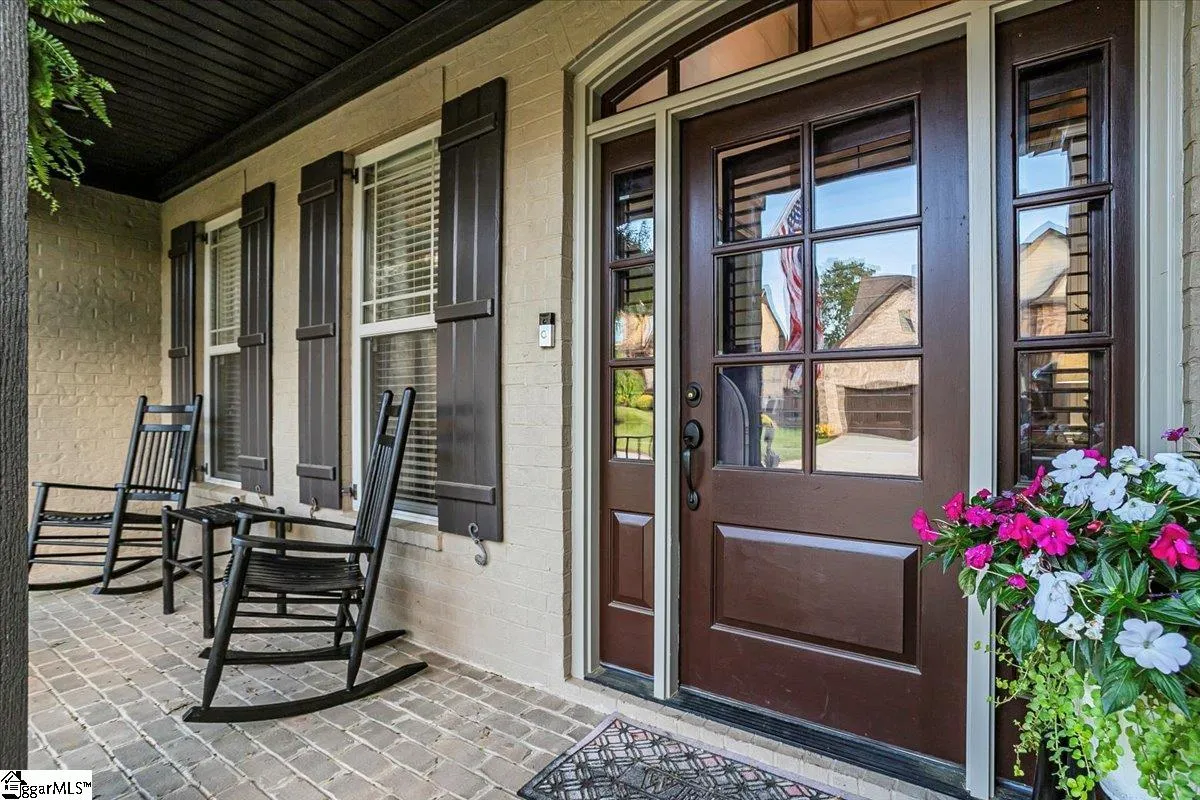 Property image 2 at 105 Kettle Oak Way, Simpsonville, SC 29680
