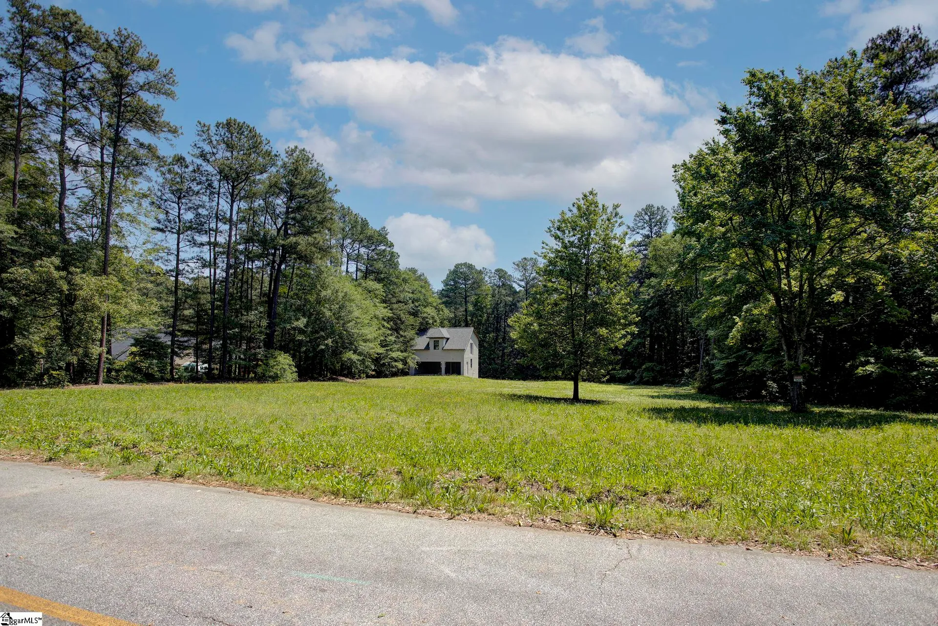 Property image 2 at 203 Ponders Ray Lane, Greenville, SC 29615