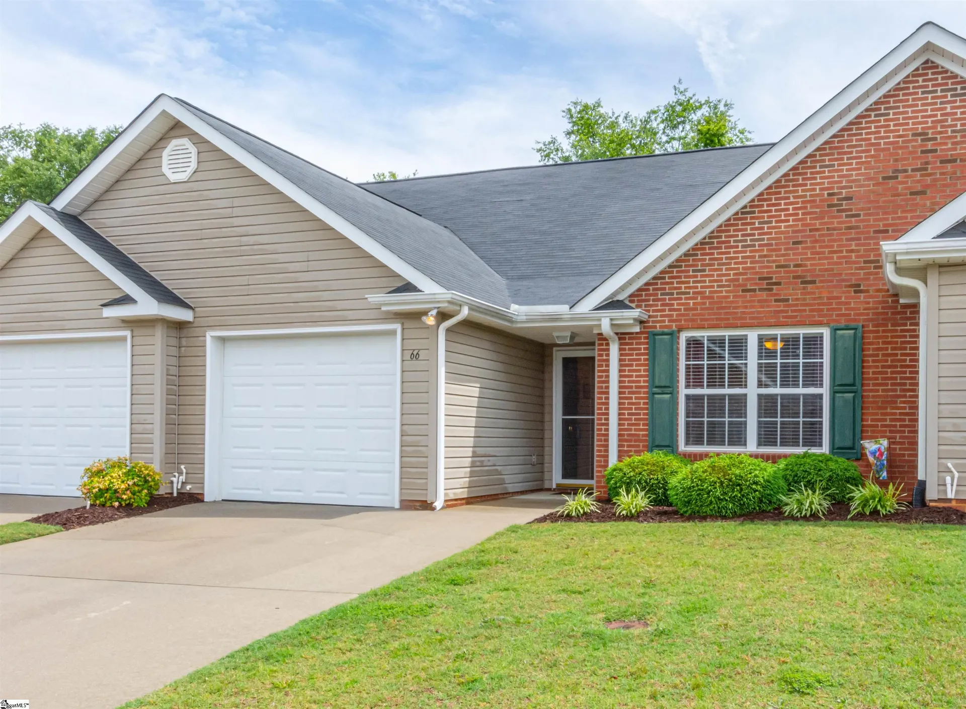 Property image 2 at 66 Magnolia Crest Drive, Simpsonville, SC 29681