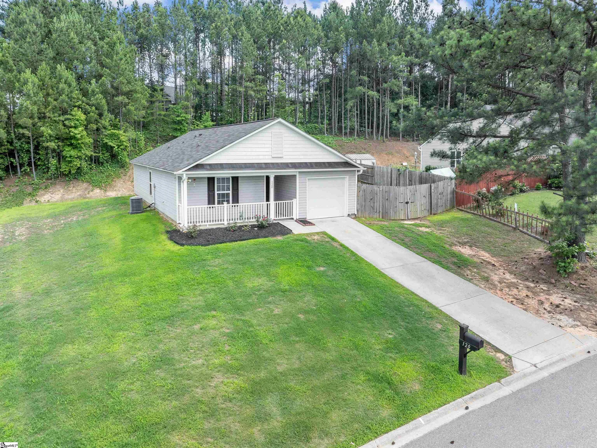 Property image 3 at 120 Vista Hill Drive, Spartanburg, SC 29302