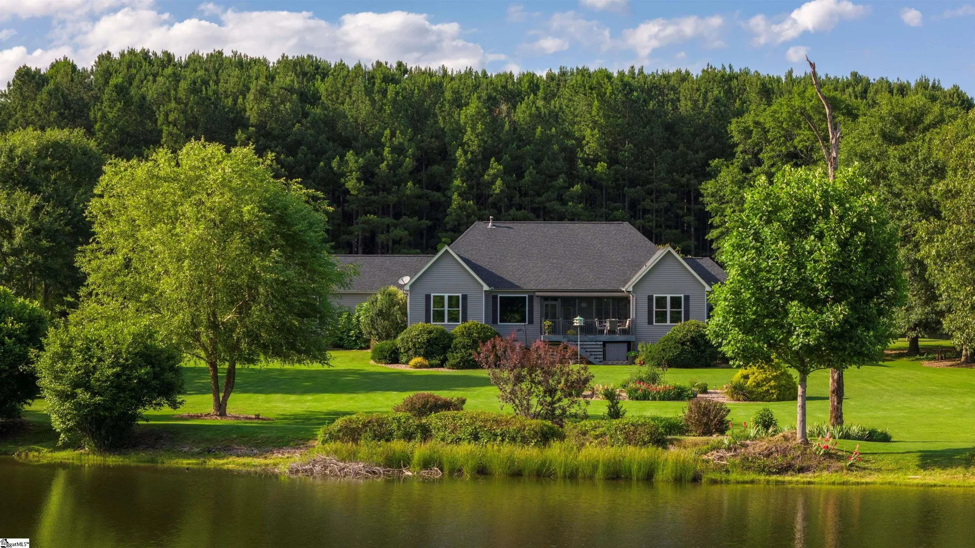 Property image 3 at 17 Stoneledges Lane, Taylors, SC 29687