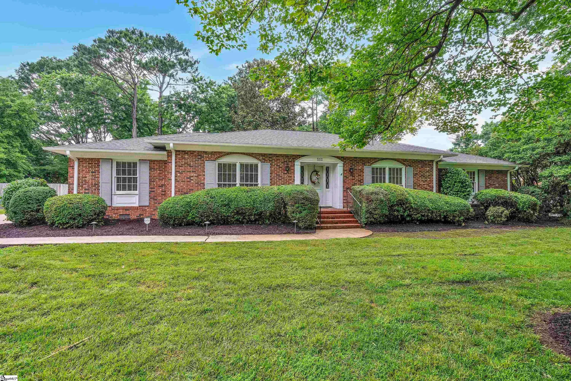 Property image 2 at 513 Lancelot Drive, Simpsonville, SC 29681