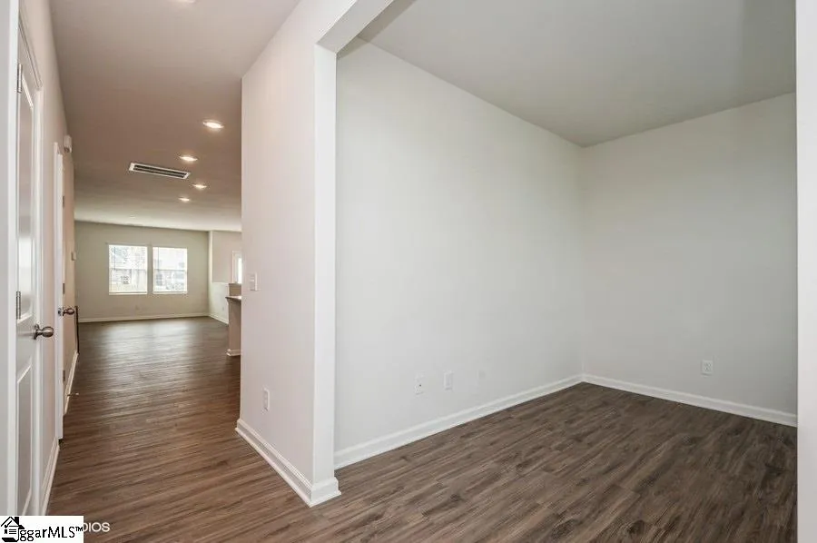 Property image 4 at 2 Medway Court, Greer, SC 29651