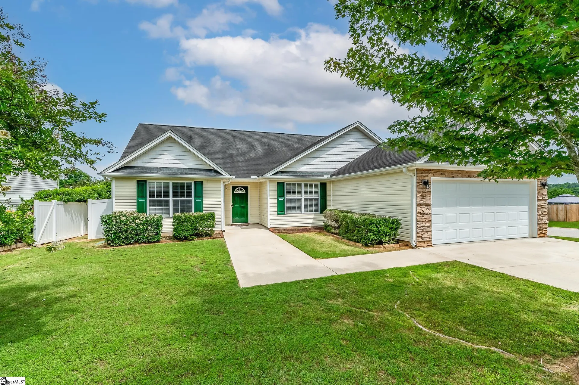 Property image 2 at 409 Dellwater Way, Spartanburg, SC 29306