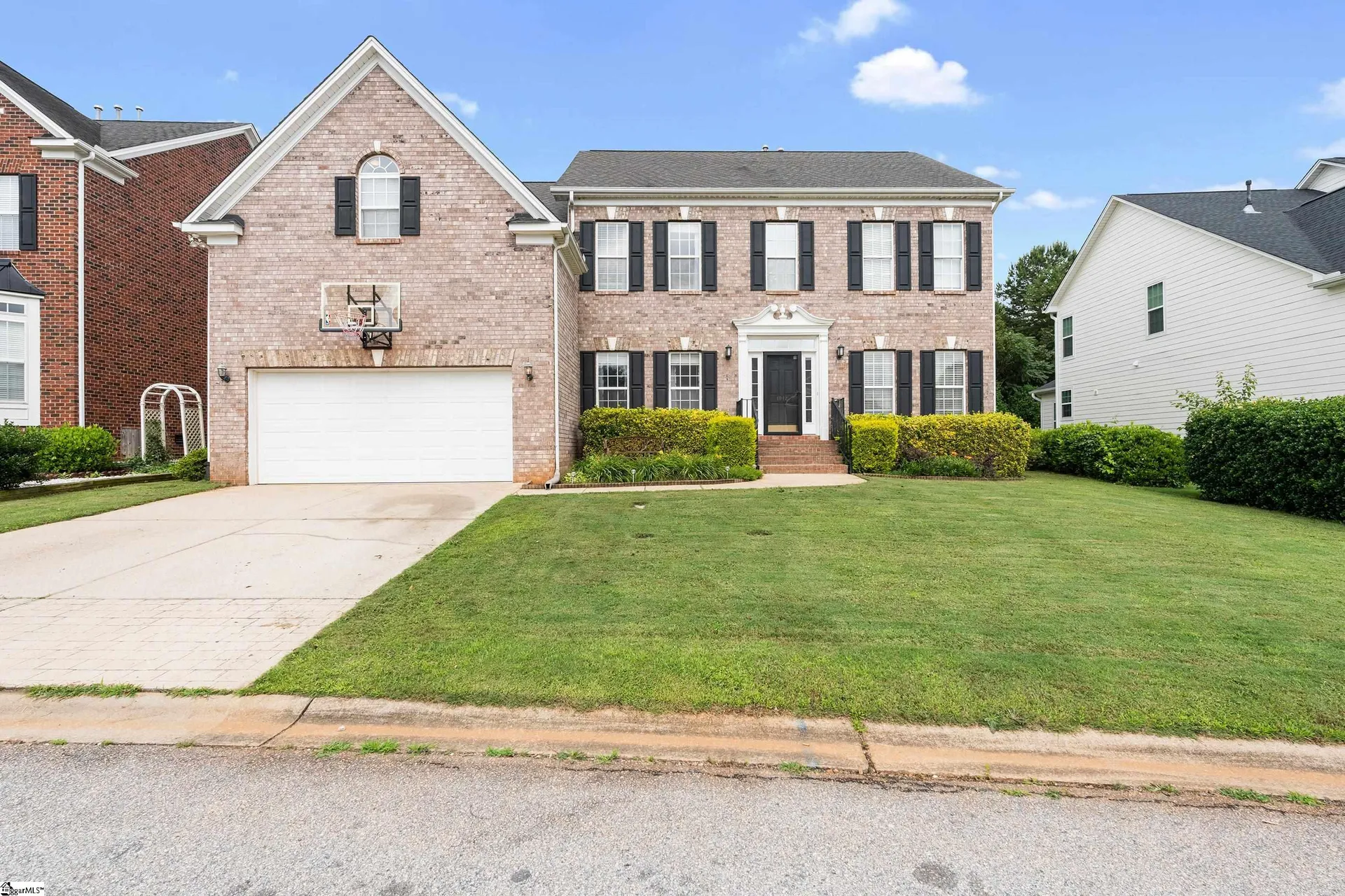 Property image 2 at 1012 Carriage Park Circle, Greer, SC 29650