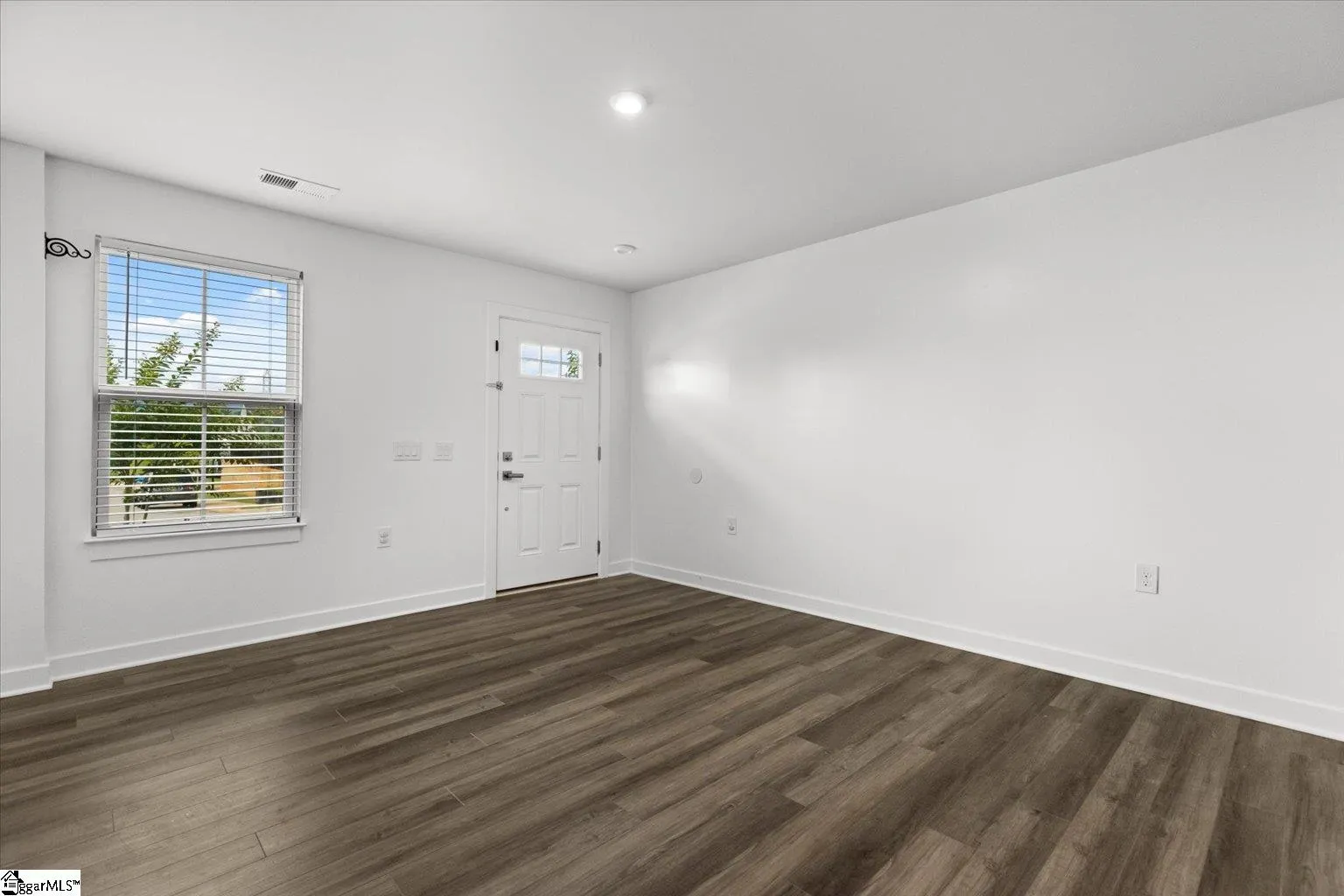Property image 3 at 17 Hargrove Court, Greenville, SC 29617