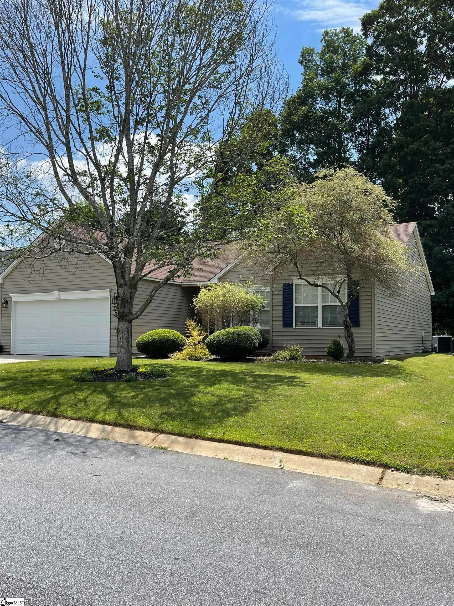 Property image 3 at 417 Bel Arbor Lane, Mauldin, SC 29662