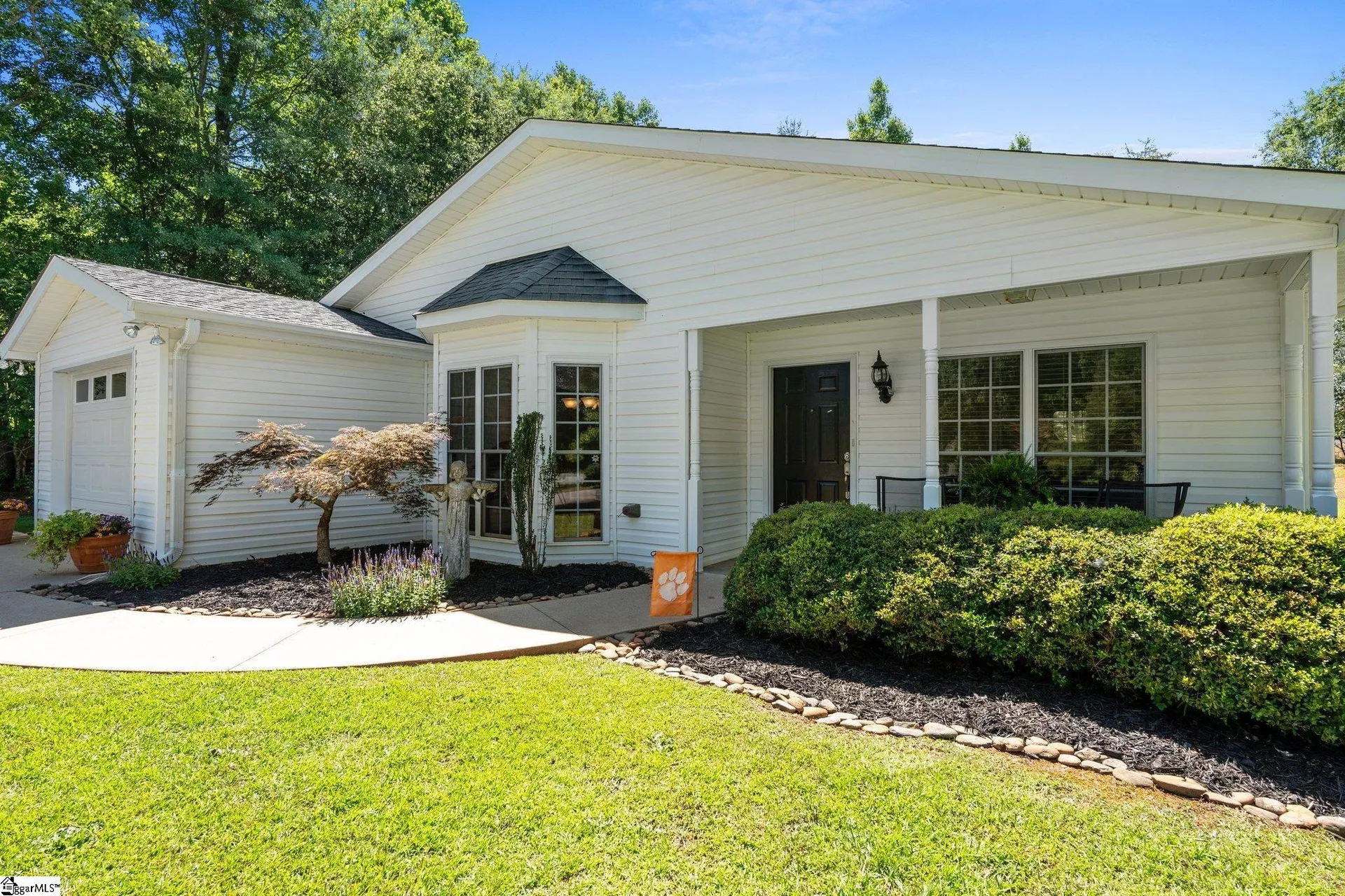 Property image 3 at 401 Alethia Street, Easley, SC 29642