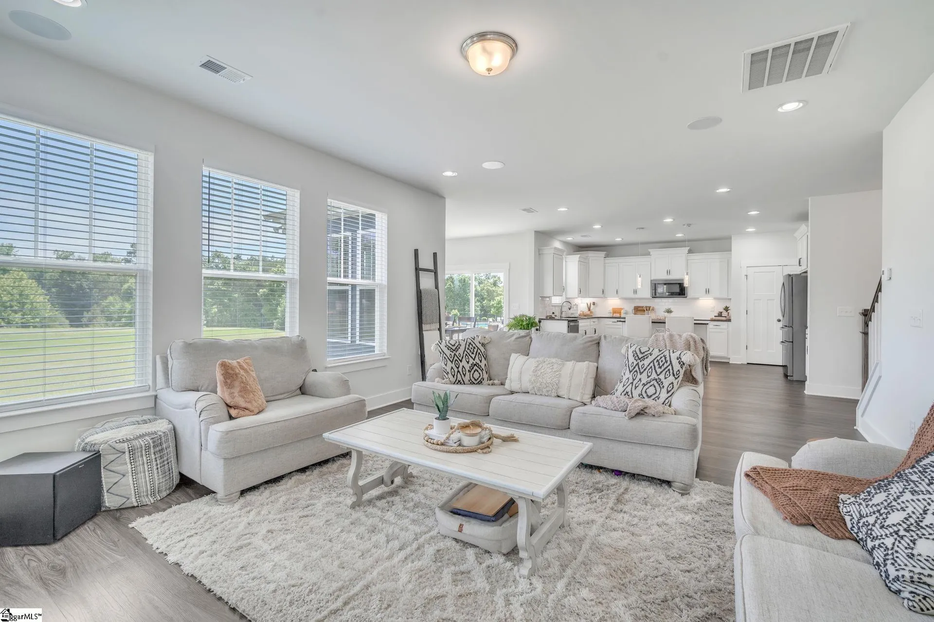Property image 3 at 121 Foxbank Circle, Greer, SC 29651