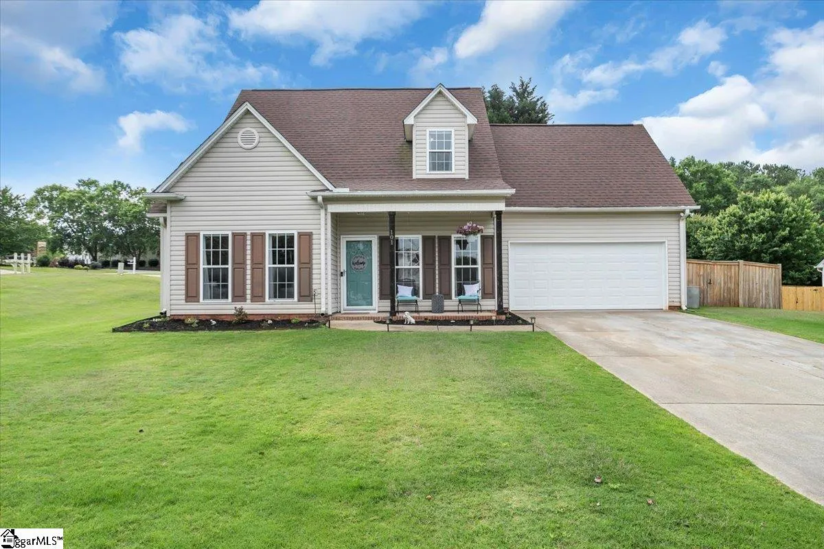 101 Blue Wing Lane