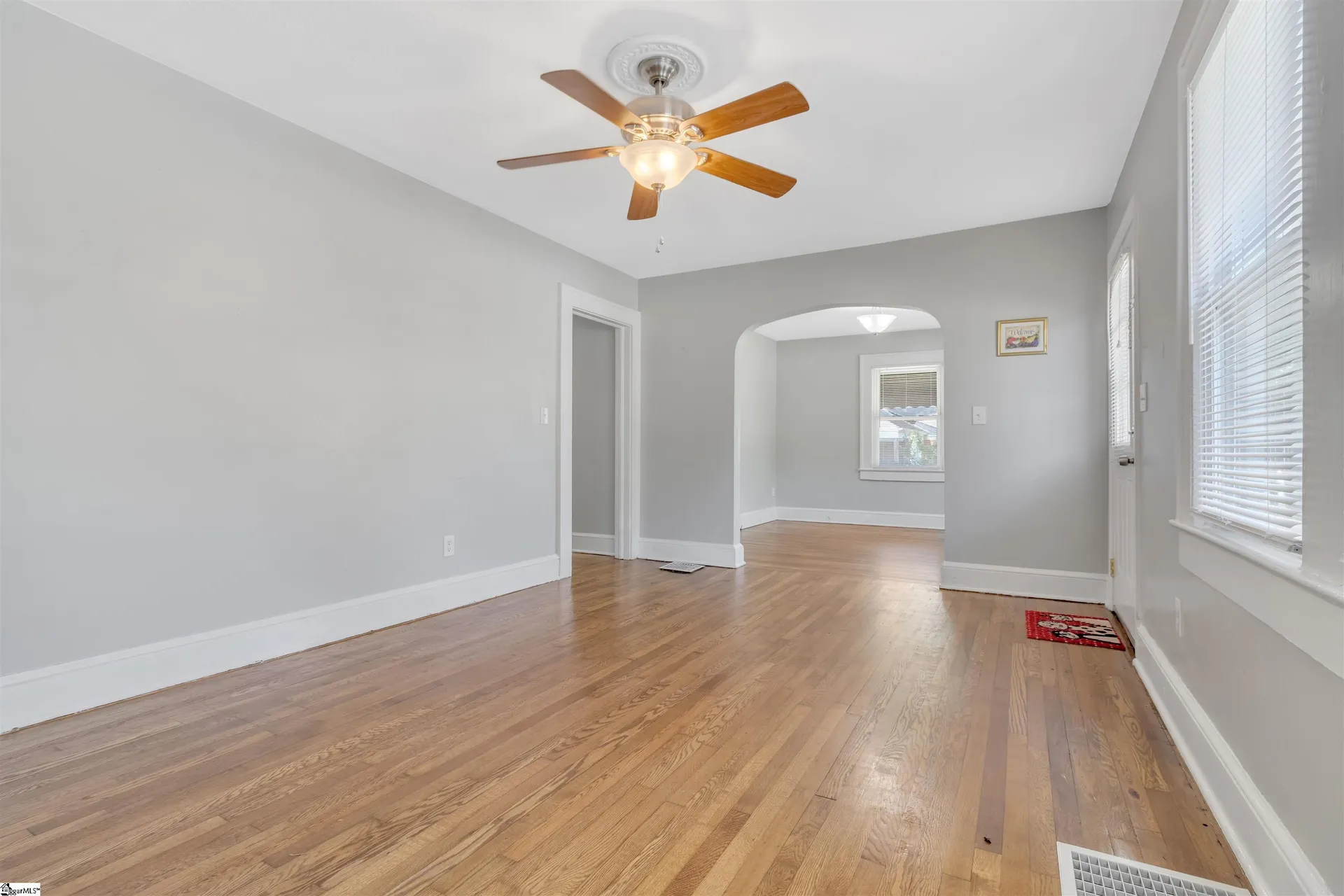Property image 5 at 318 E Blue Ridge Drive, Greenville, SC 29609