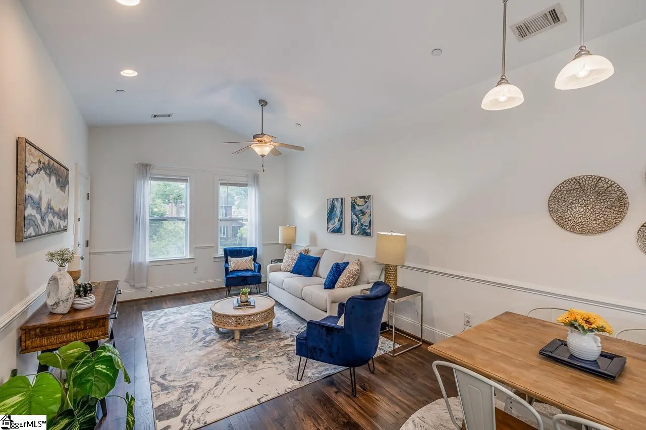 Property image 3 at 204 E Park Avenue, Greenville, SC 29601