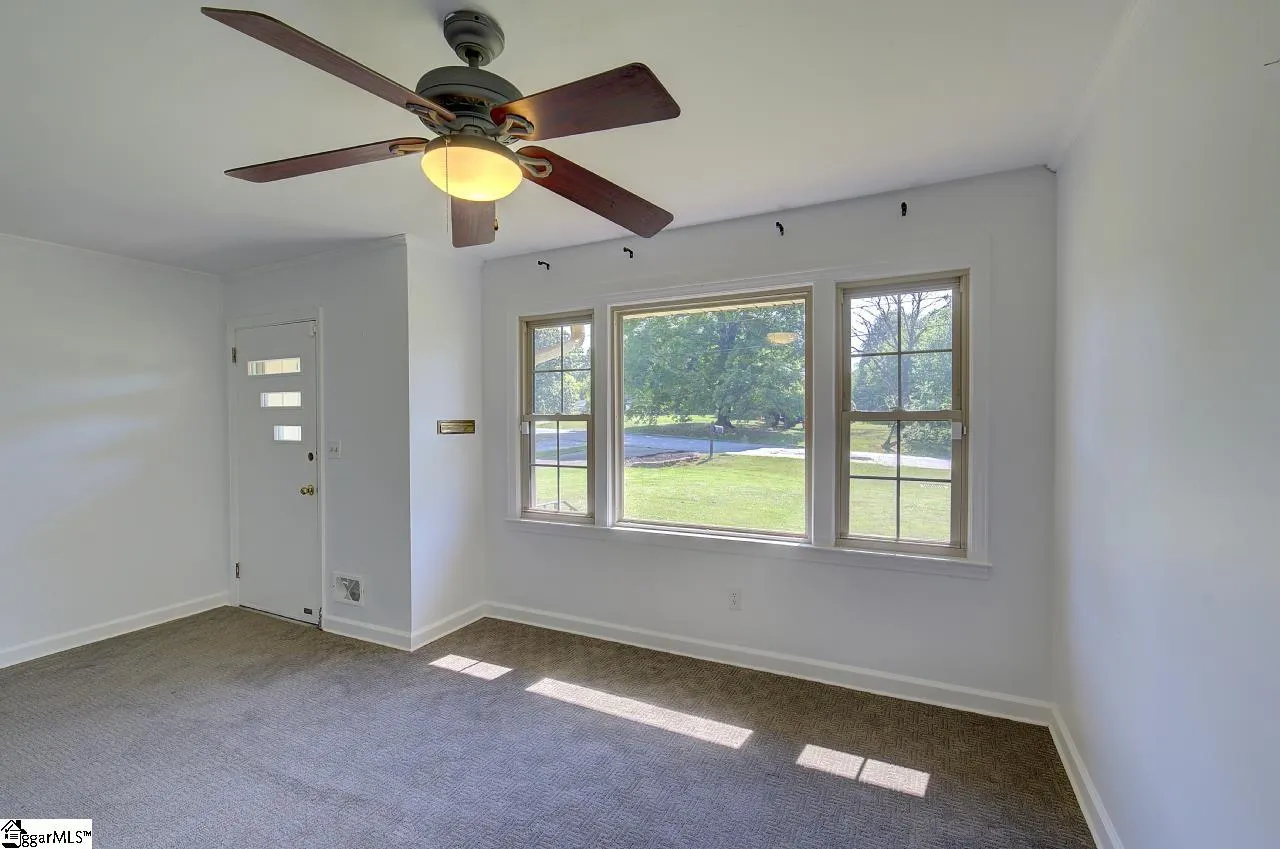 Property image 5 at 15 Linden Drive, Greenville, SC 29617