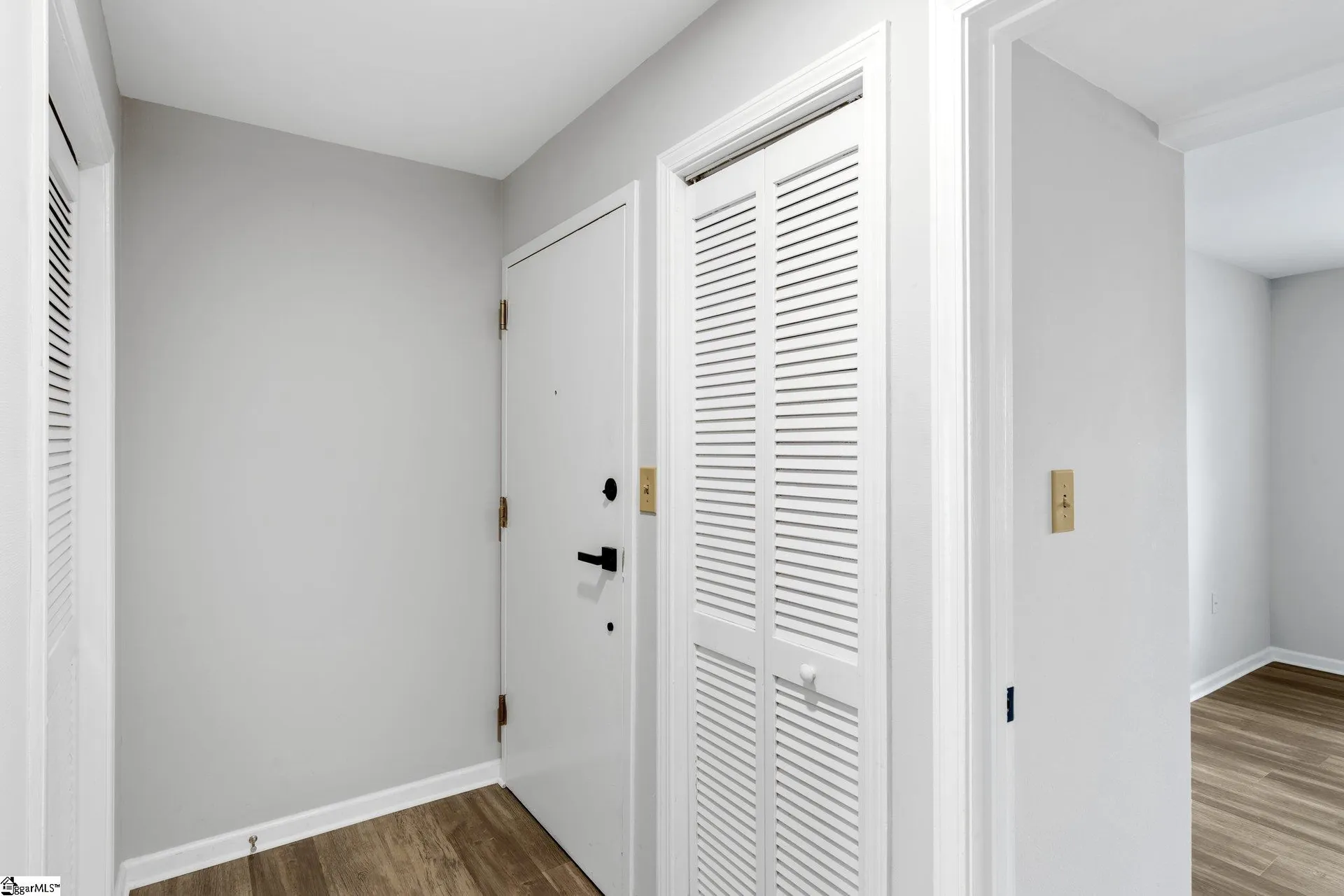 Property image 4 at 925 Cleveland Street, Greenville, SC 29601