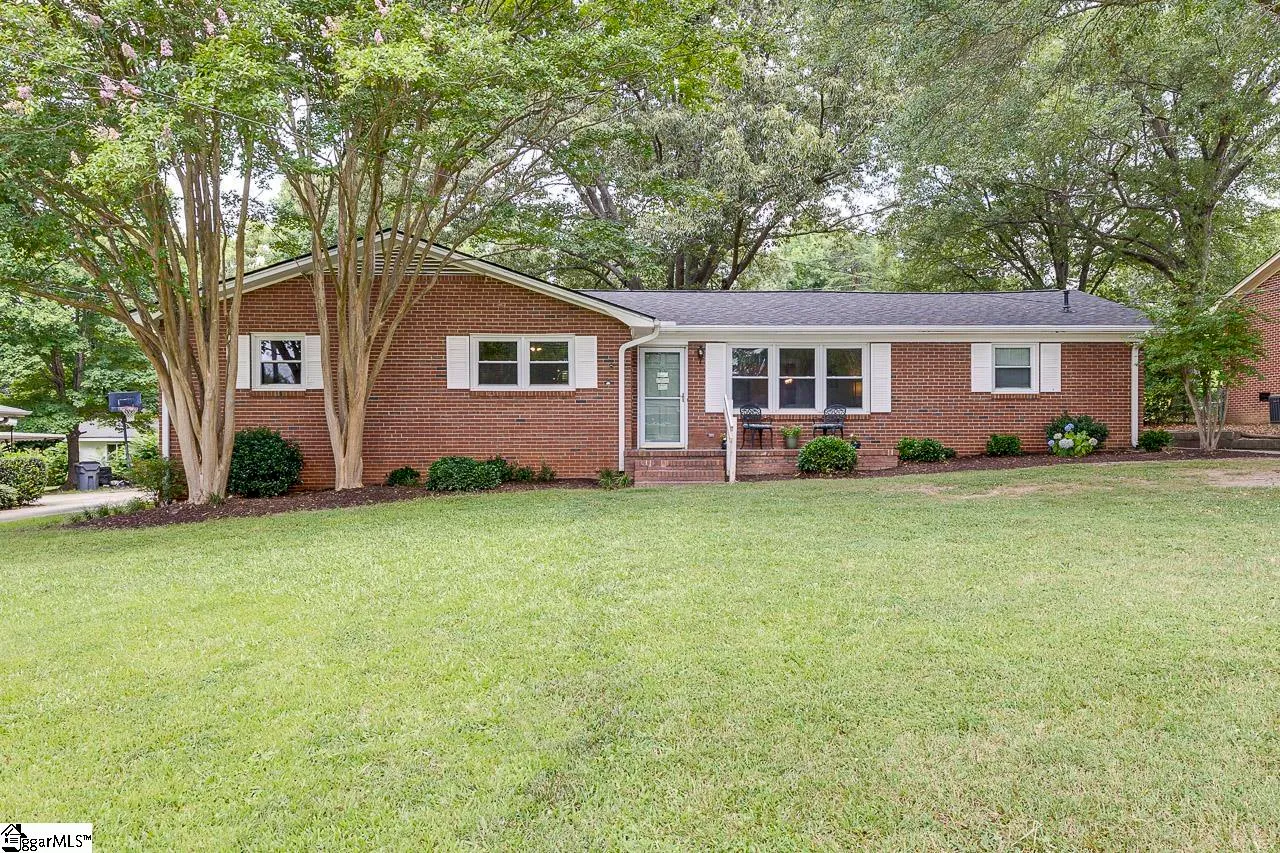 14 Hampshire Drive