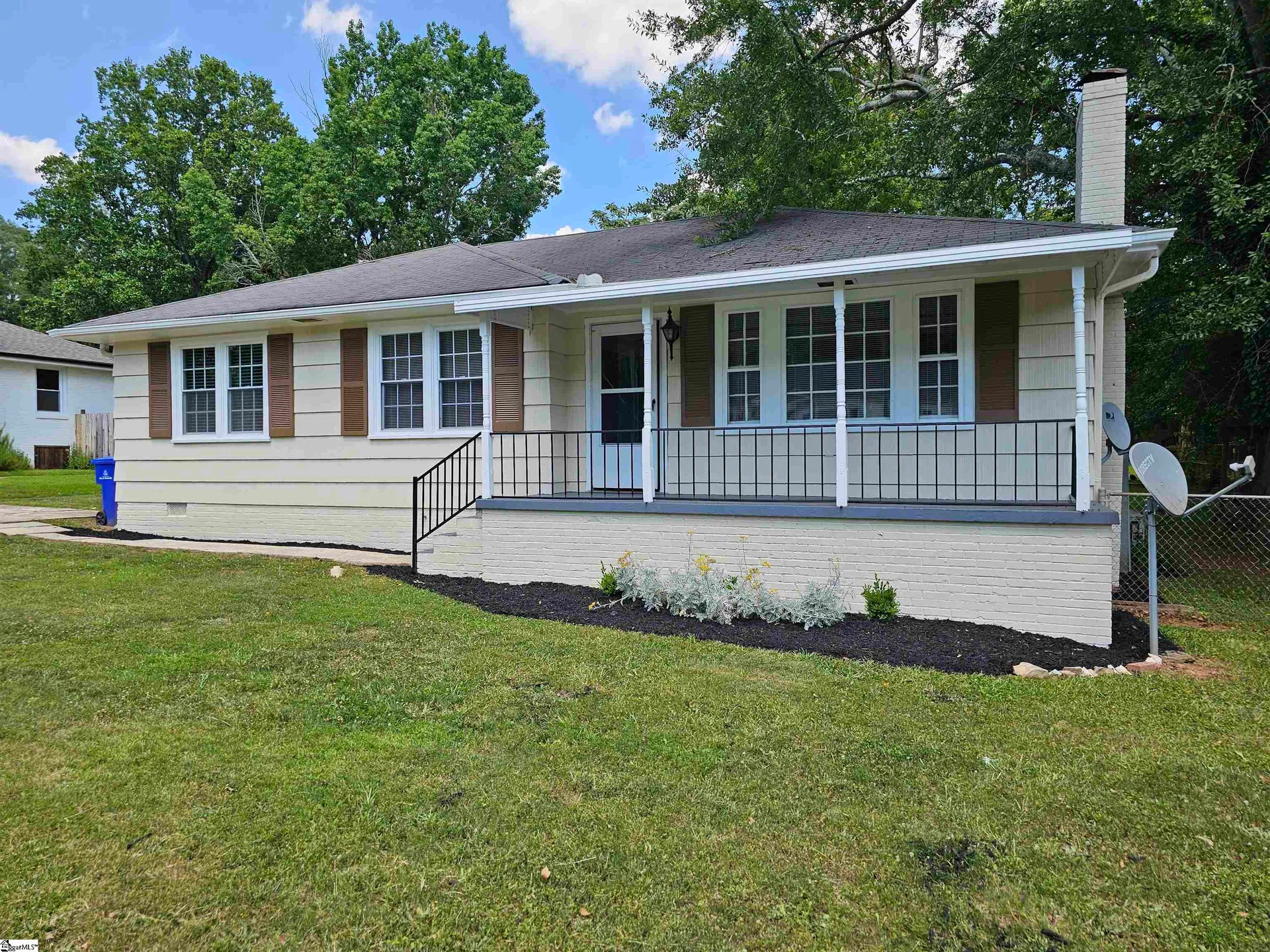 Property image 2 at 51 Holmes Drive, Greenville, SC 29609