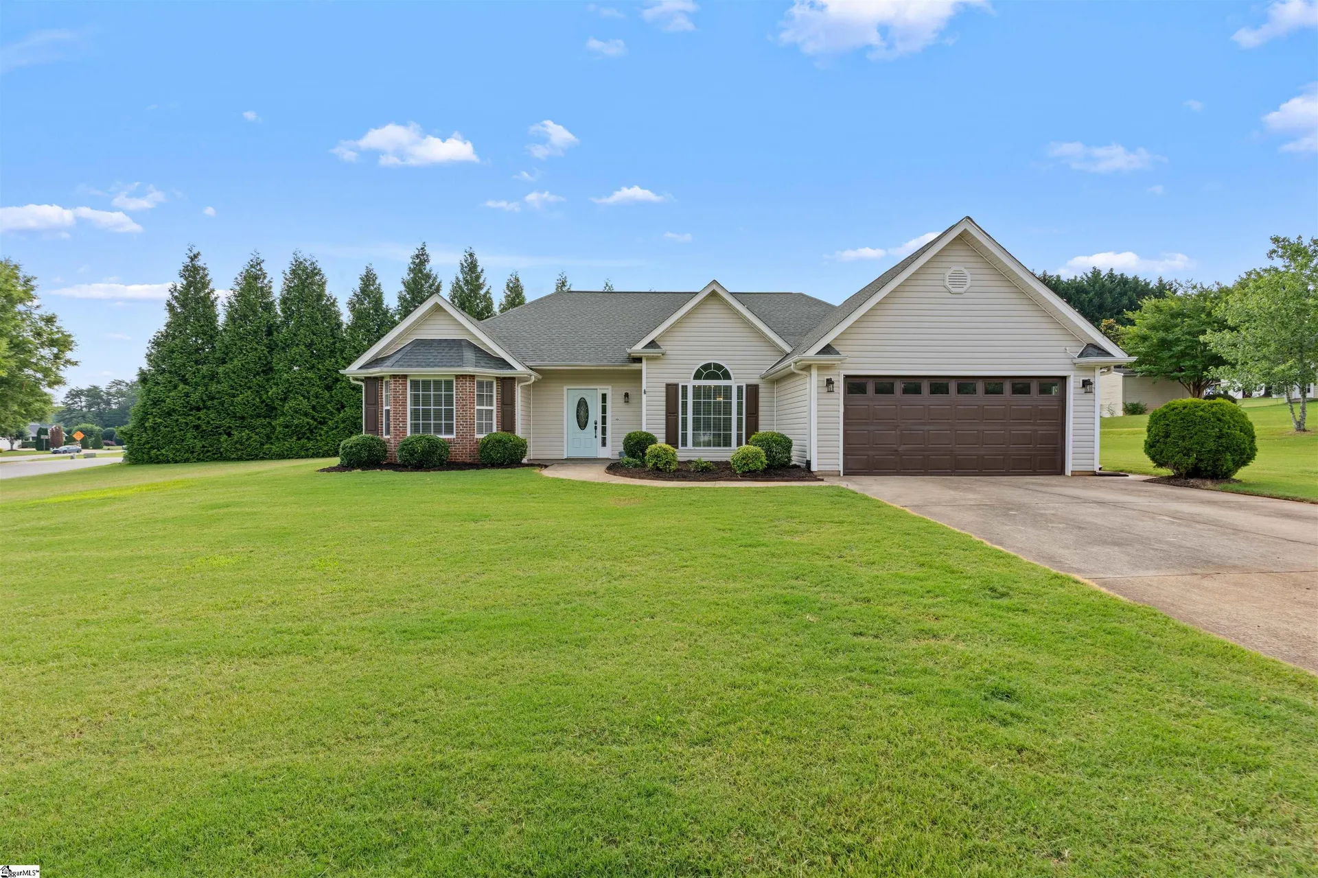 Property image 2 at 201 Casey Lee Lane, Greer, SC 29650