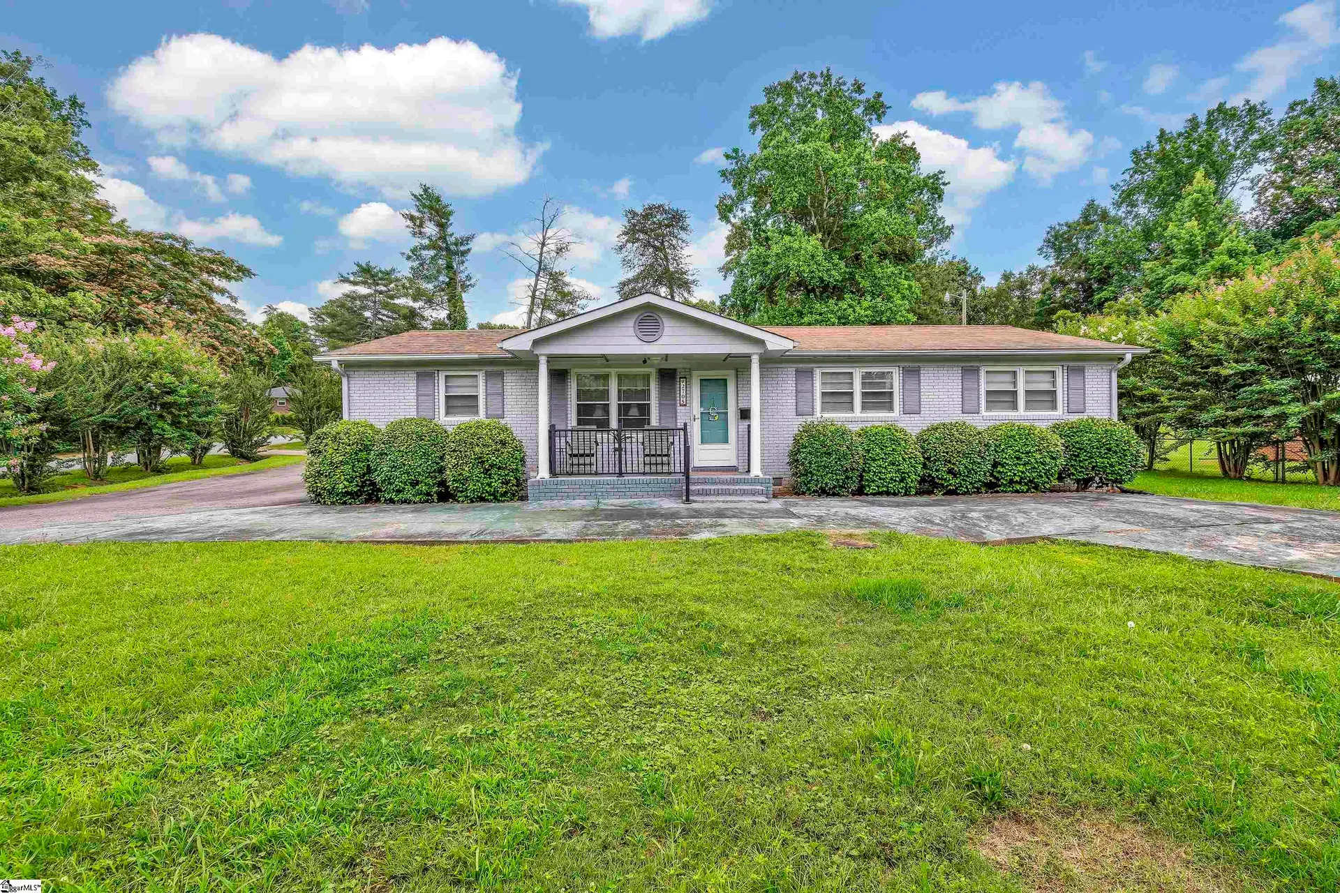 2705 Cedar Springs Drive