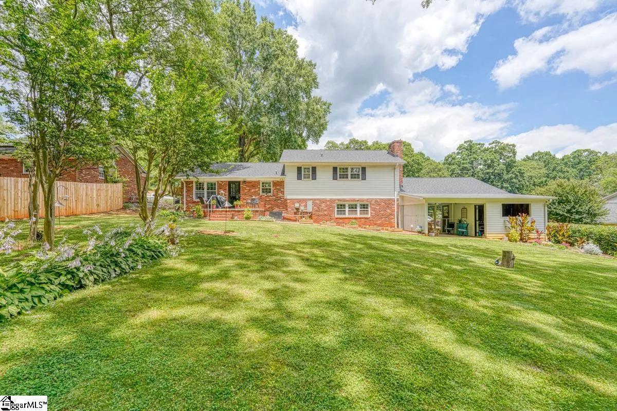Property image 5 at 305 Verner Drive, Greenville, SC 29617