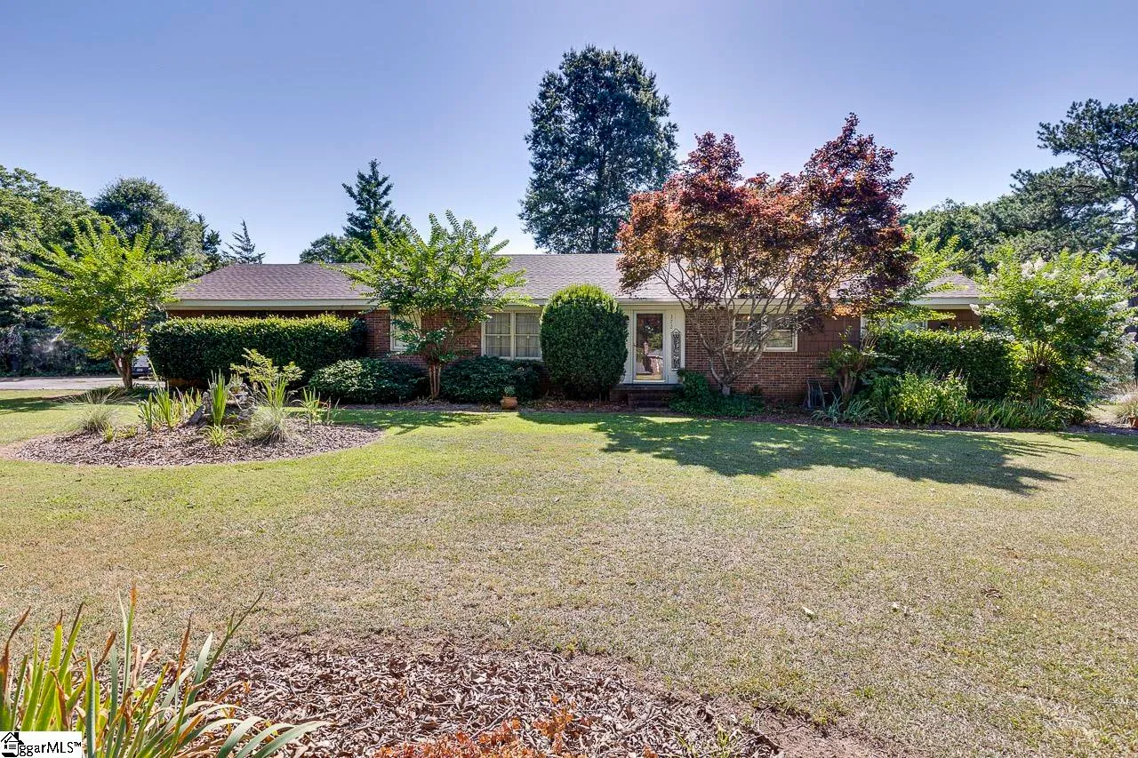 372 Lake Forest Drive