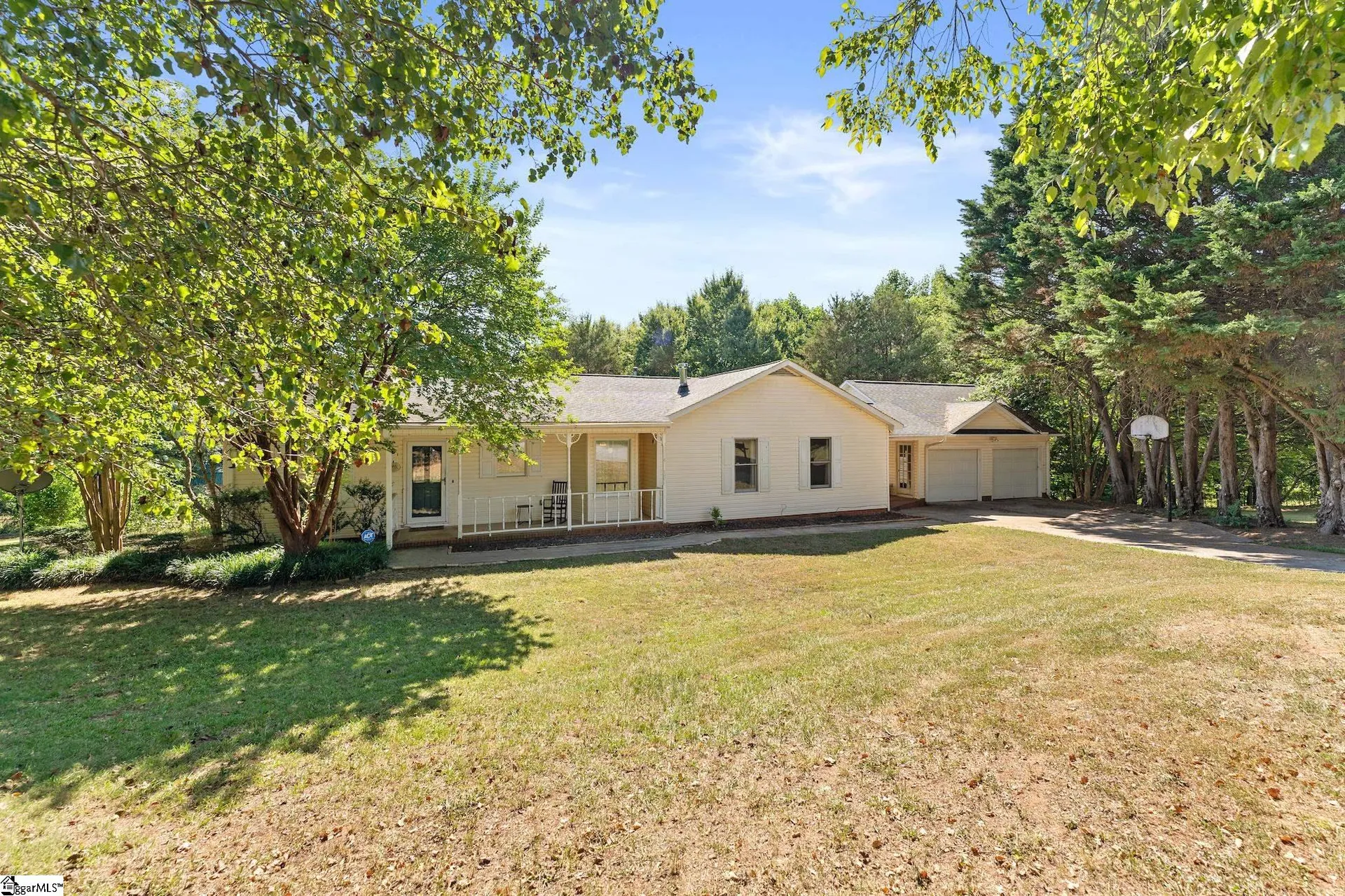 Property image 2 at 115 Ridgemont Court, Easley, SC 29642