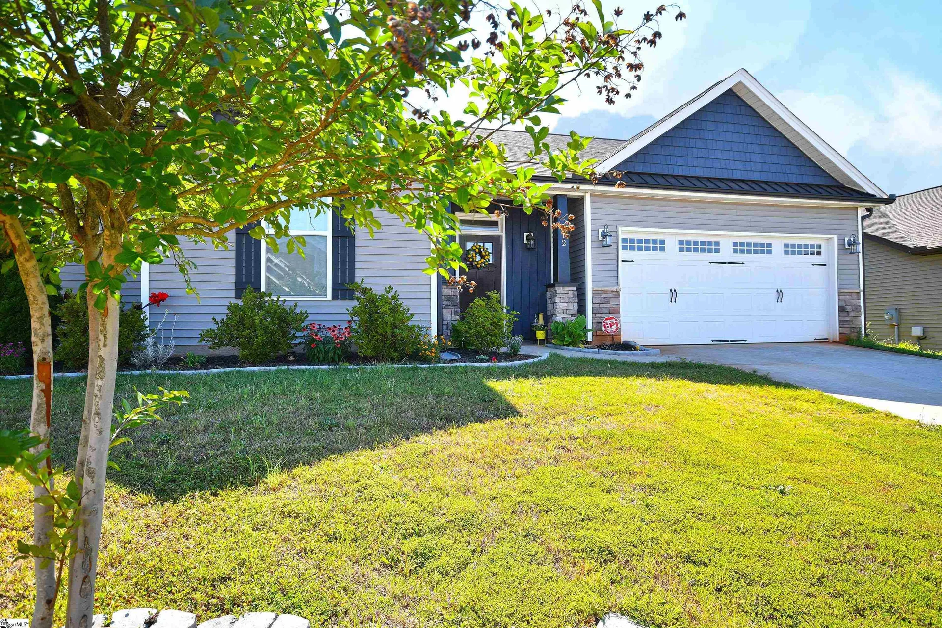 Property image 2 at 812 Castlewood Lane, Duncan, SC 29334