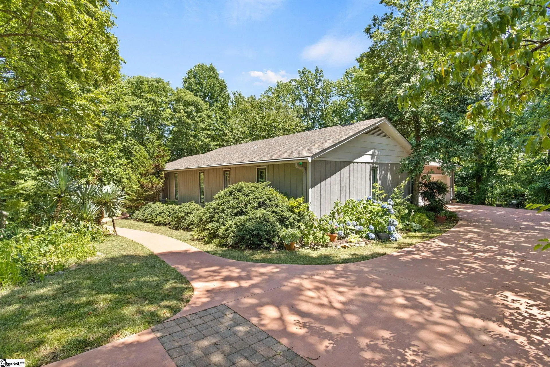 Property image 3 at 311 Fairview Drive, Greenville, SC 29609
