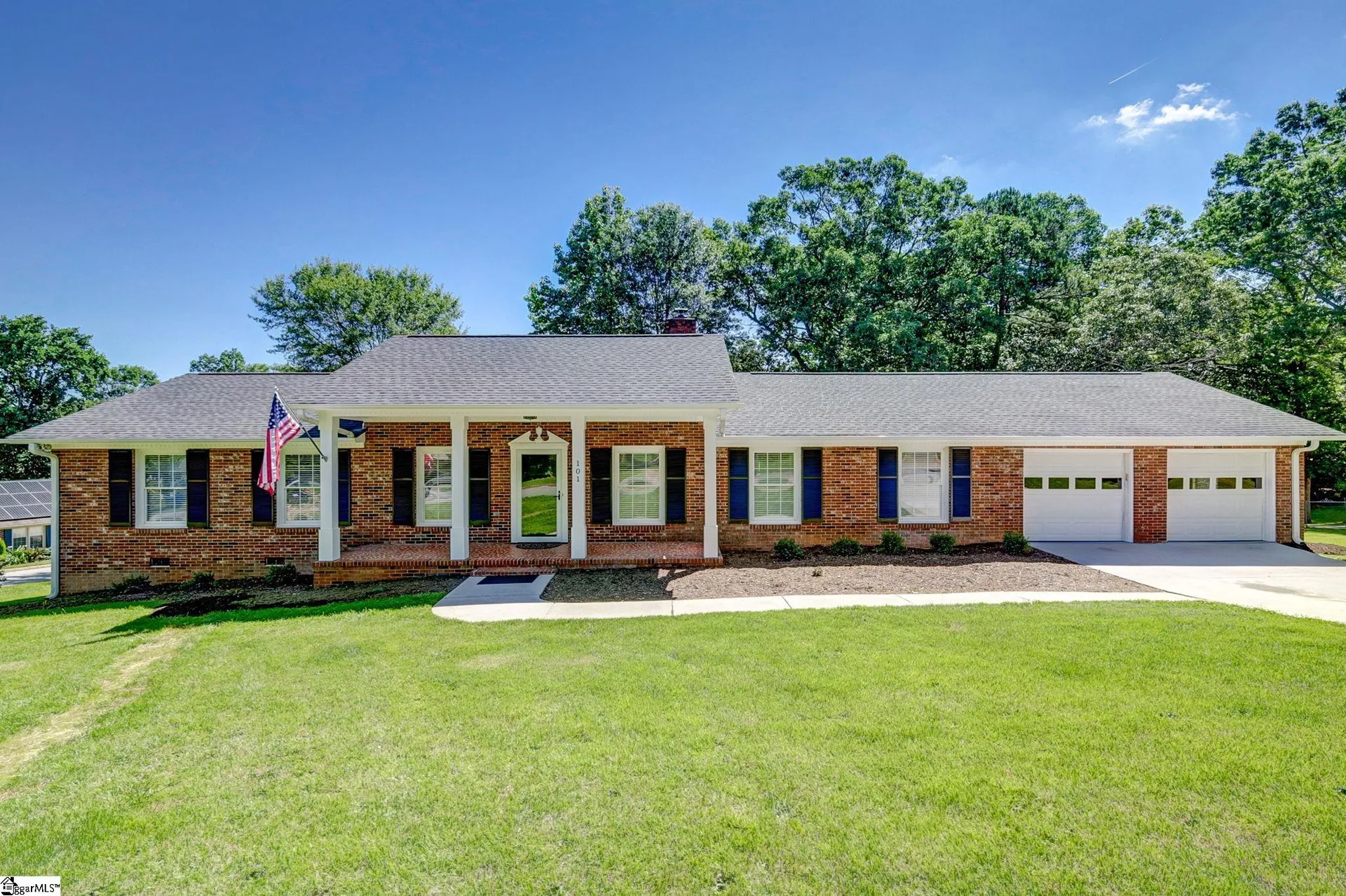101 Hitching Post Lane