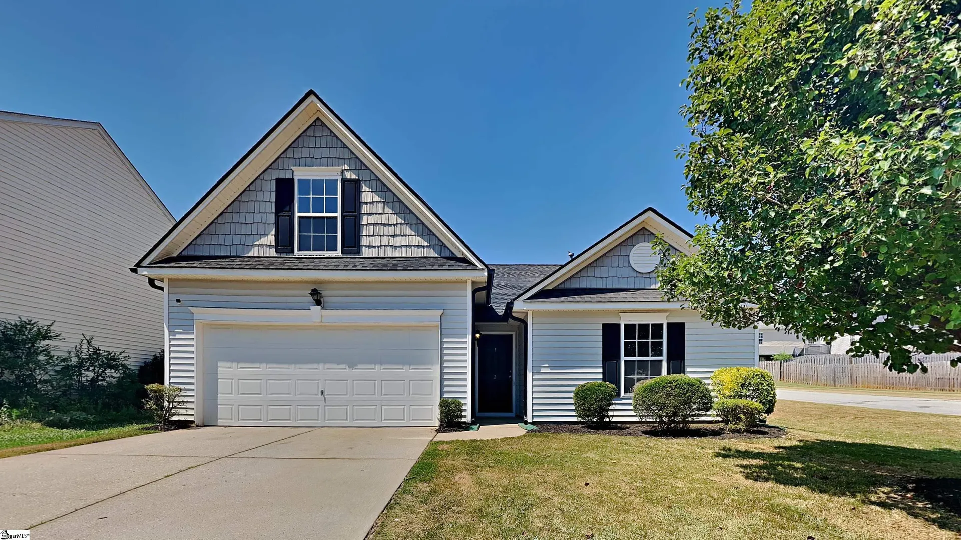 Property image 1 at 2 Somerville Court, Greenville, SC 29605-6438