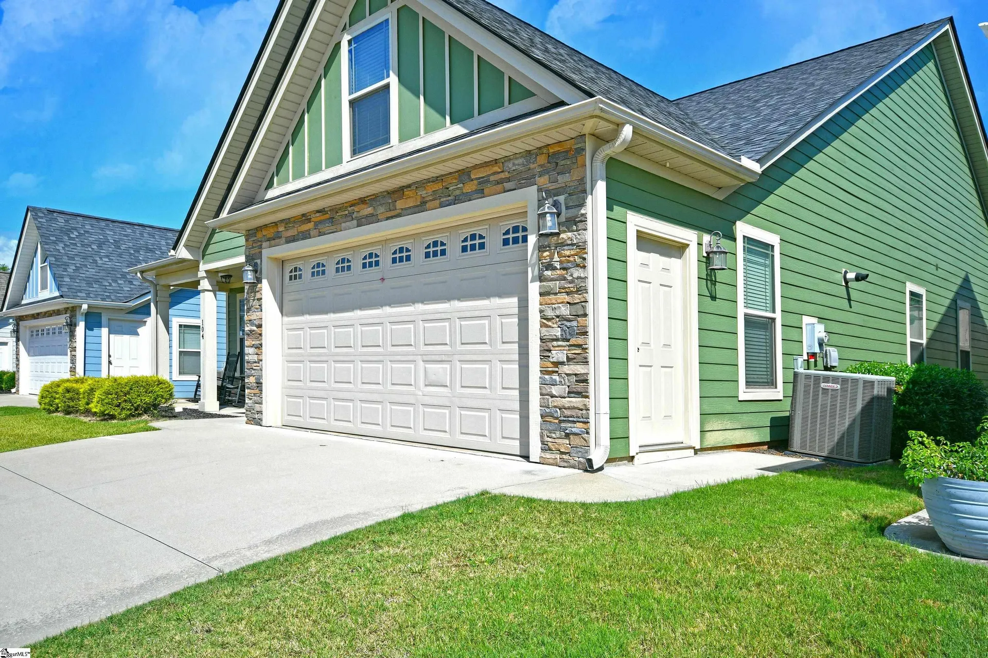 Property image 3 at 104 Red Rock Lane, Taylors, SC 29687