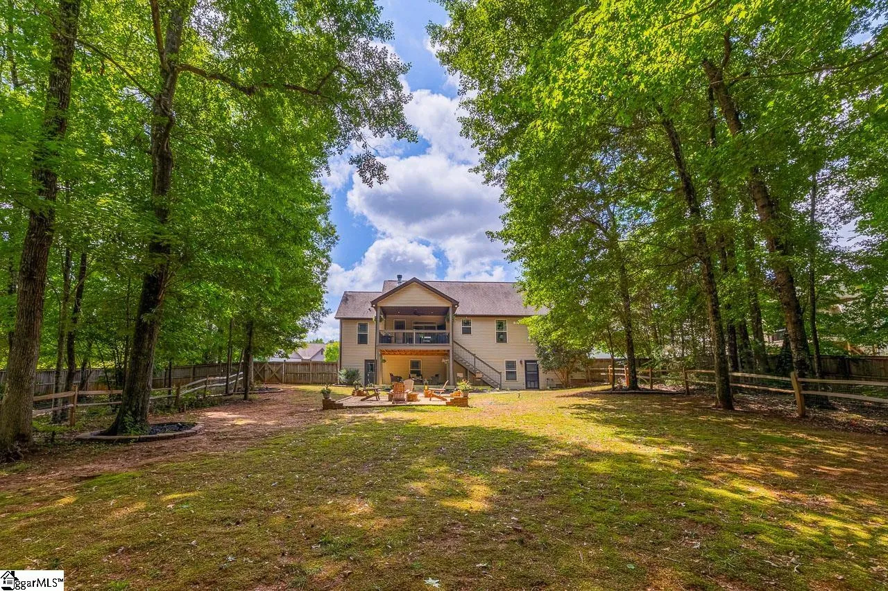 Property image 3 at 39 Crossland Way, Greer, SC 29651
