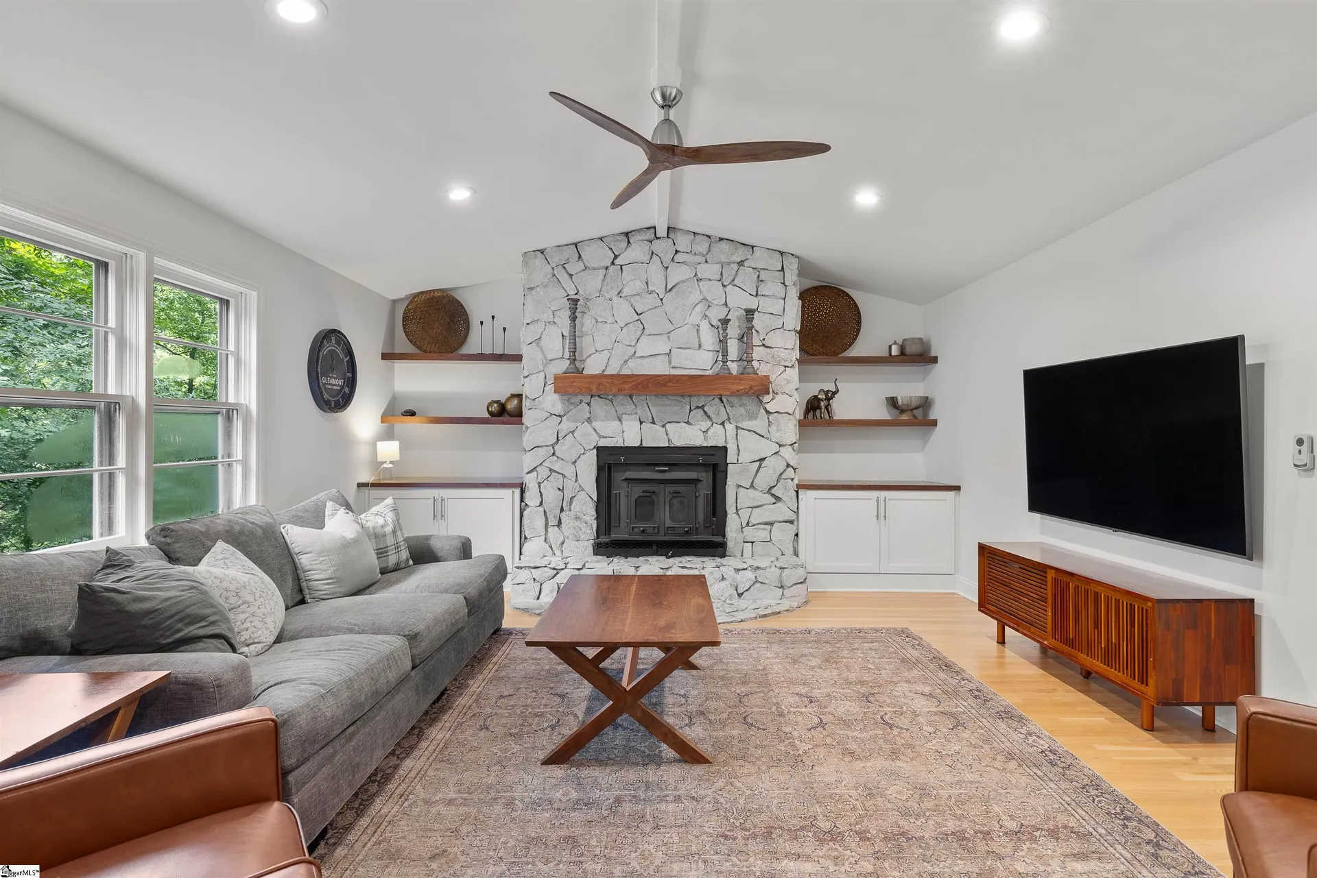Property image 2 at 48 Kirkwood Lane, Greenville, SC 29607