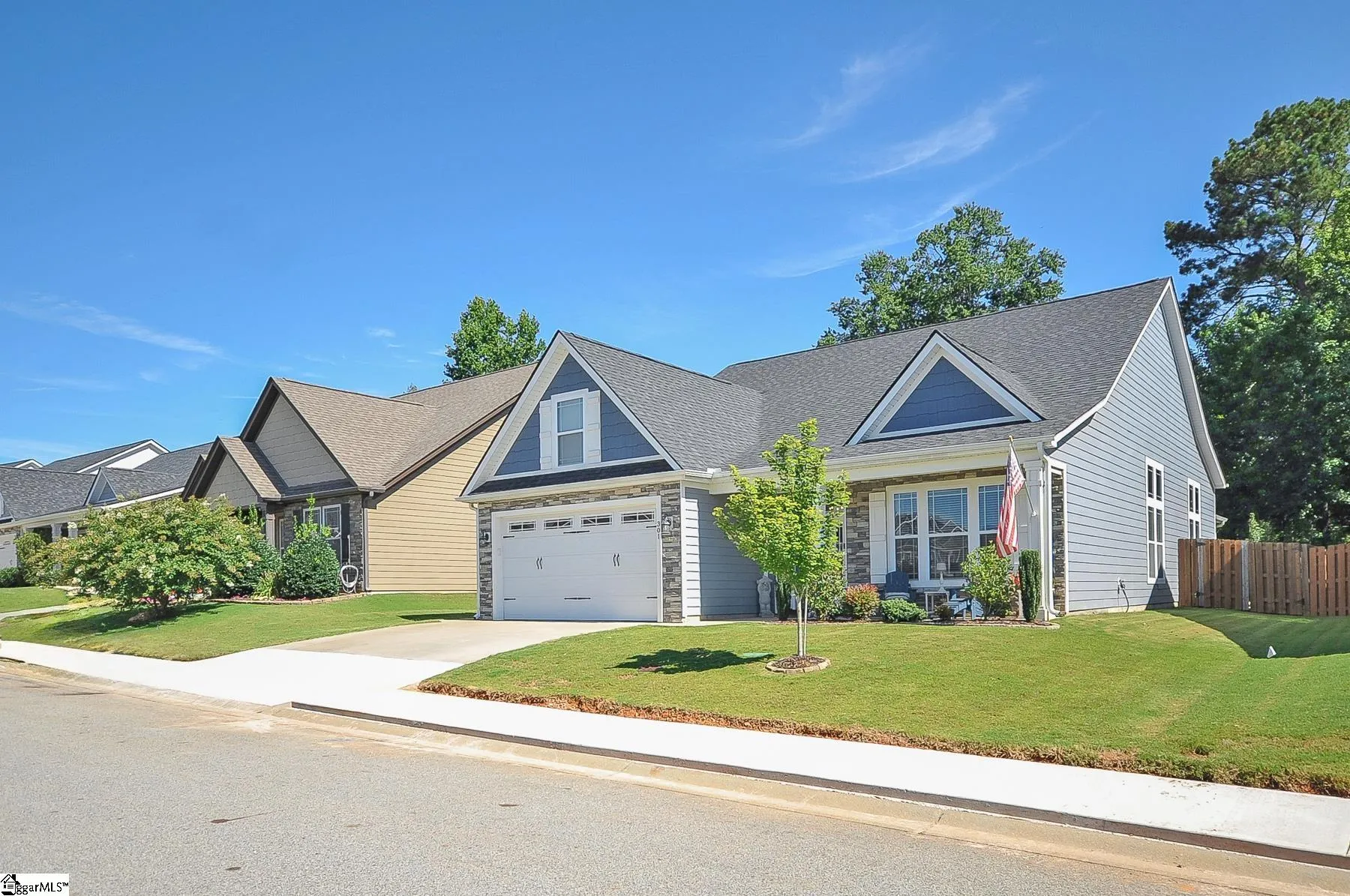 Property image 2 at 301 Loxley Drive, Simpsonville, SC 29680