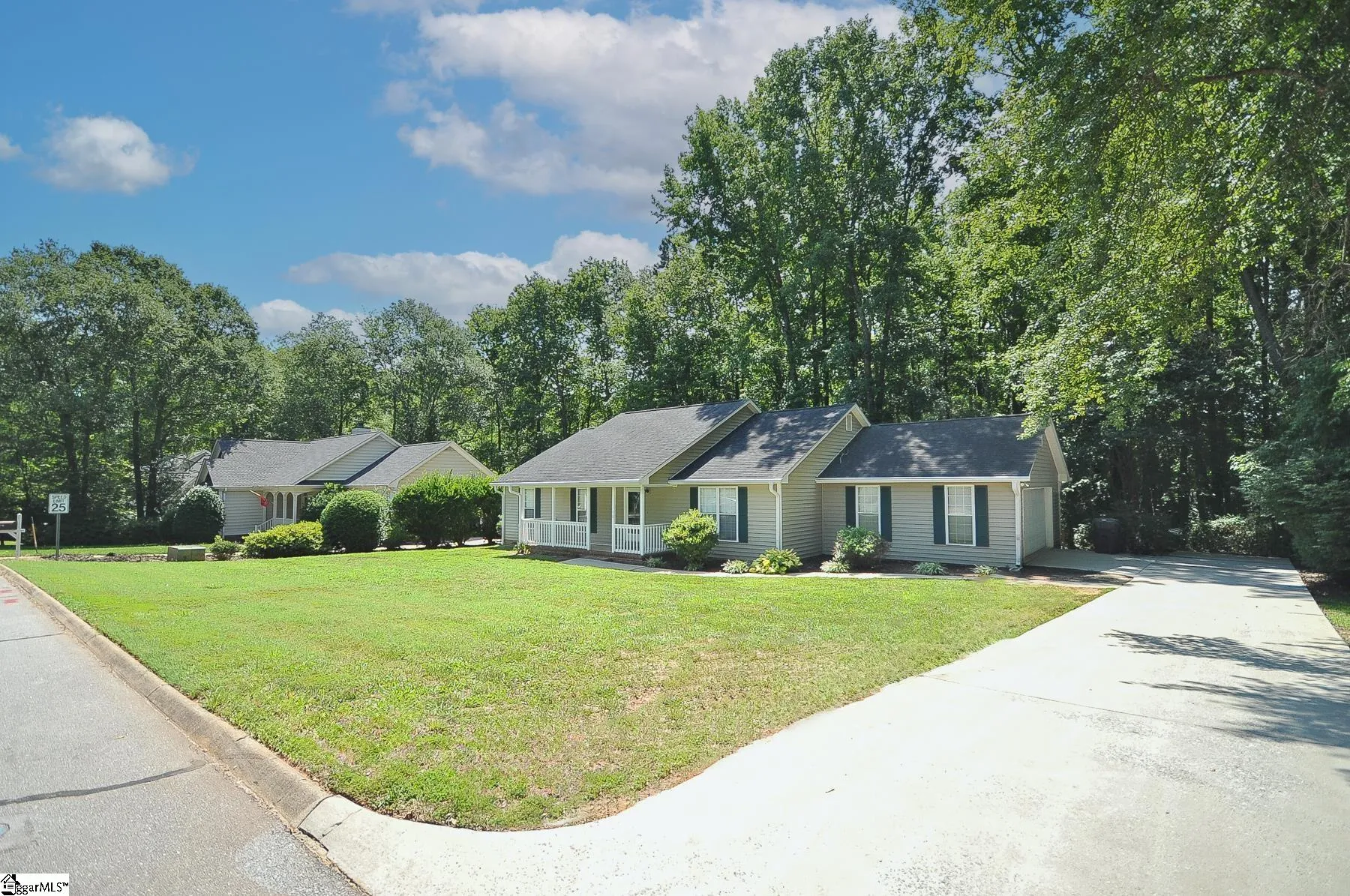 Property image 3 at 106 Greenapple Way, Simpsonville, SC 29681