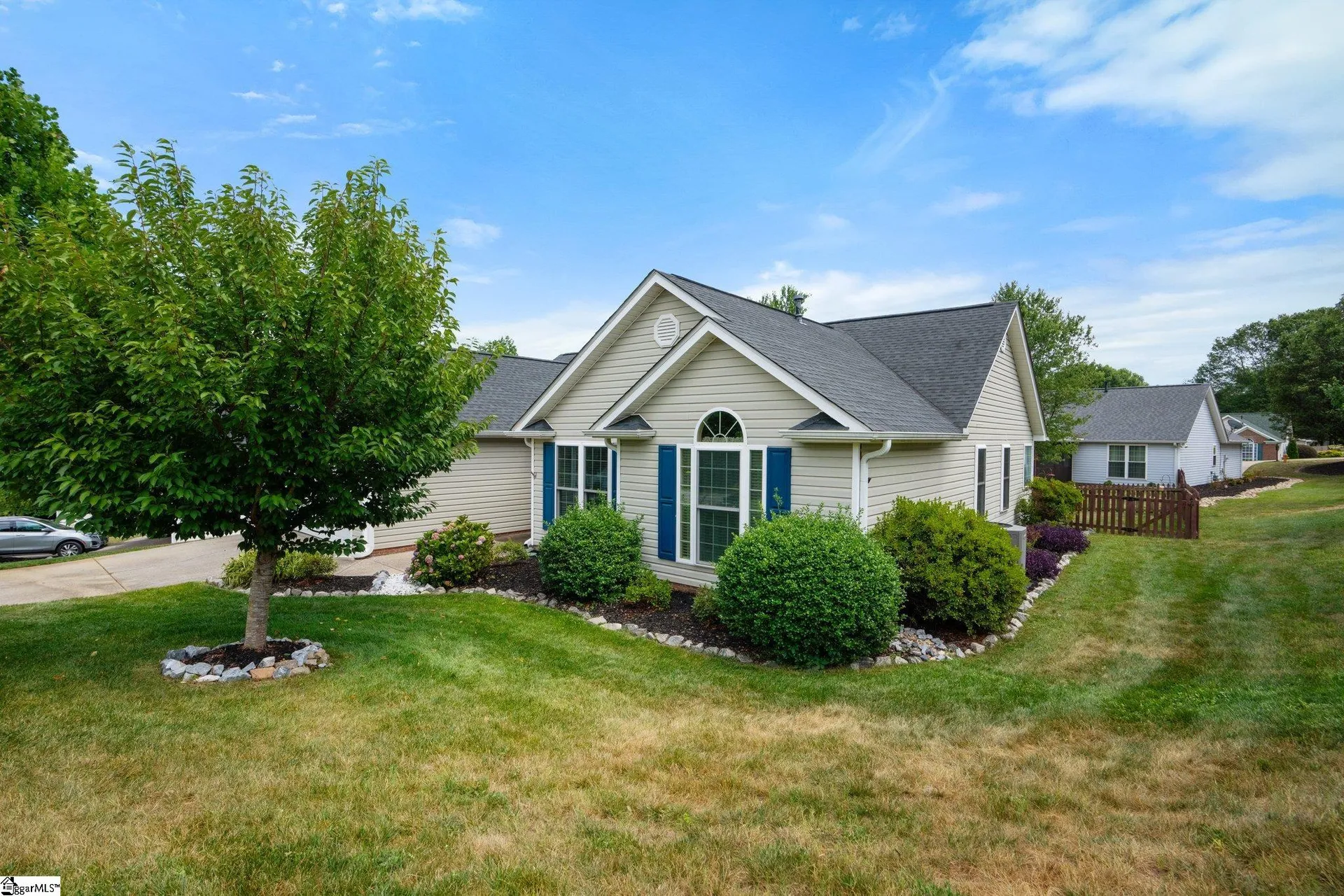 Property image 2 at 2 Bruton Court, Taylors, SC 29687