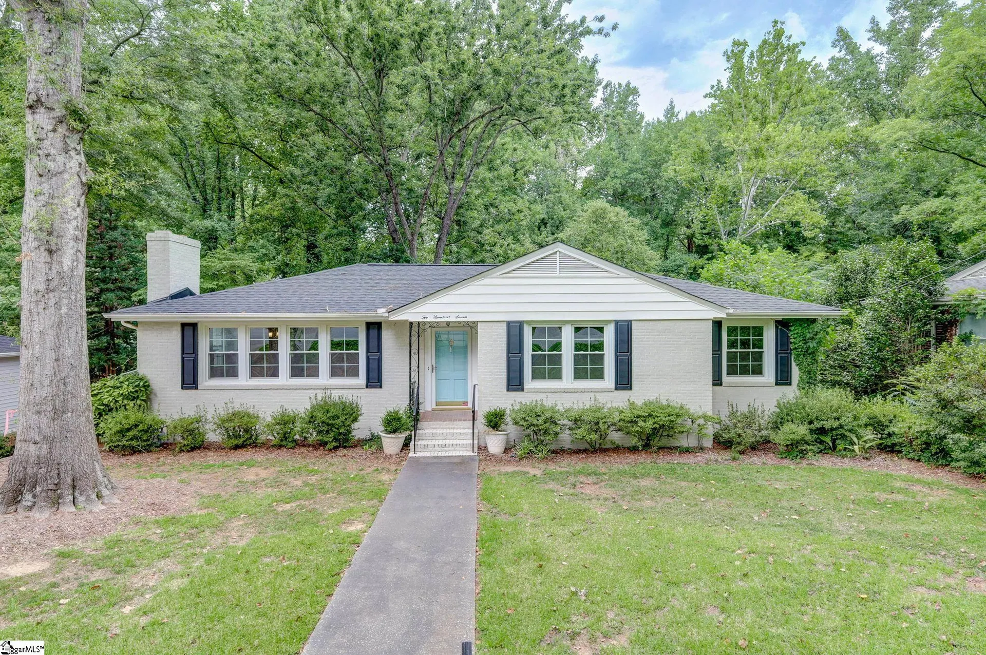 207 Bradley Boulevard