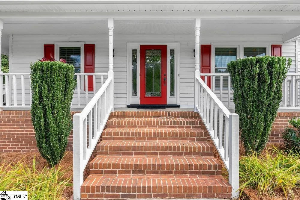 Property image 2 at 305 Quail Run Circle, Fountain Inn, SC 29644-1409