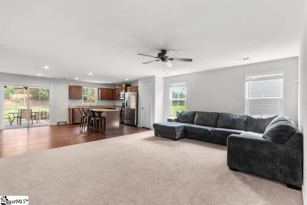 Property image 4 at 206 Fairmeadow Way, Greenville, SC 29617