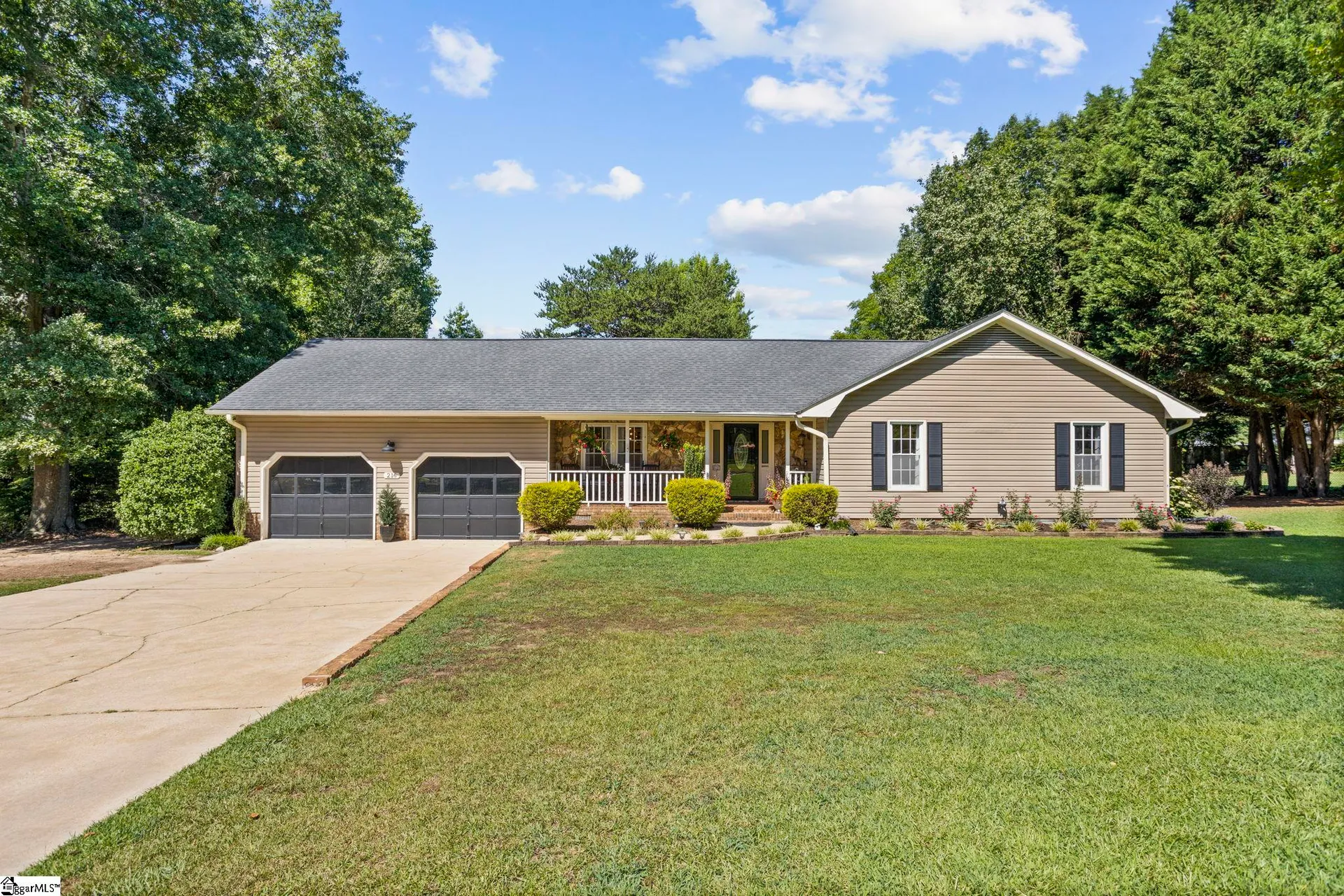 Property image 1 at 216 Briarcreek Drive, Spartanburg, SC 29301-3764