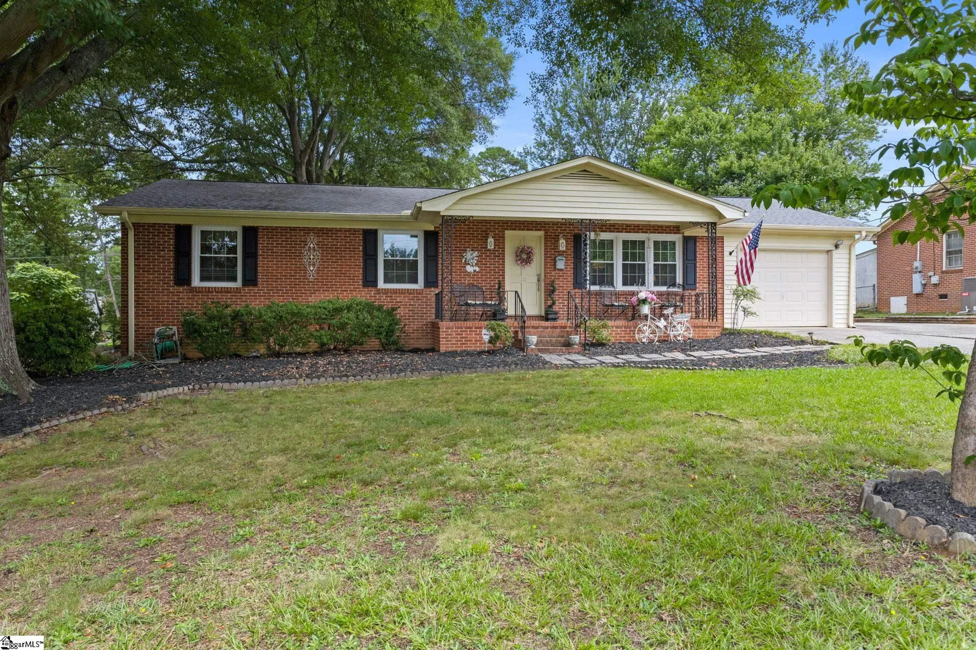 12 Hampshire Drive