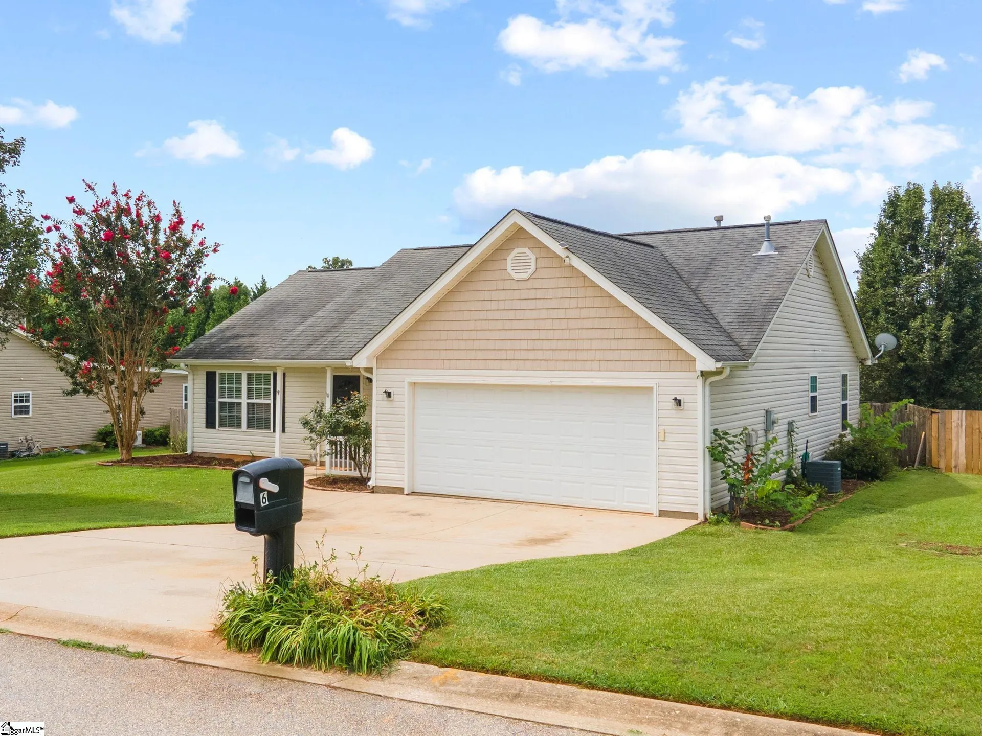 Property image 3 at 6 REGIONAL Drive, Greer, SC 29651