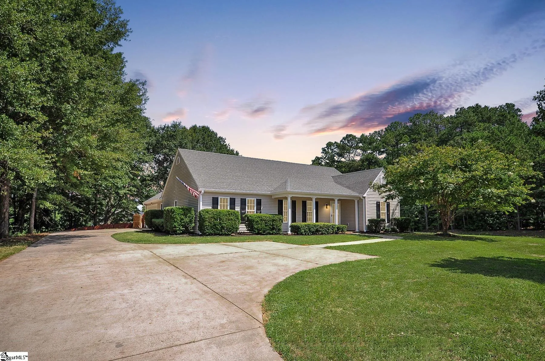 100 Kensett Drive
